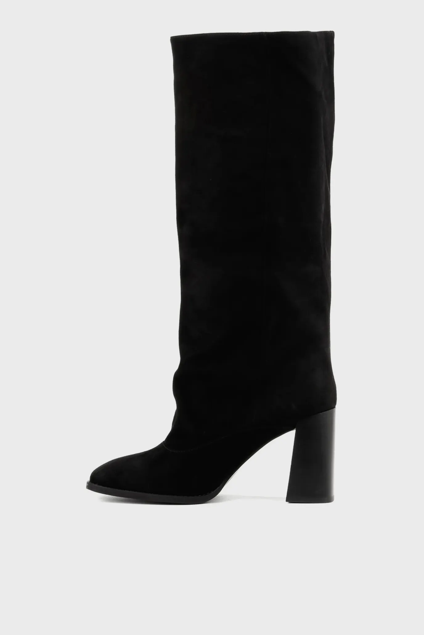 Женские черные замшевые сапоги 2