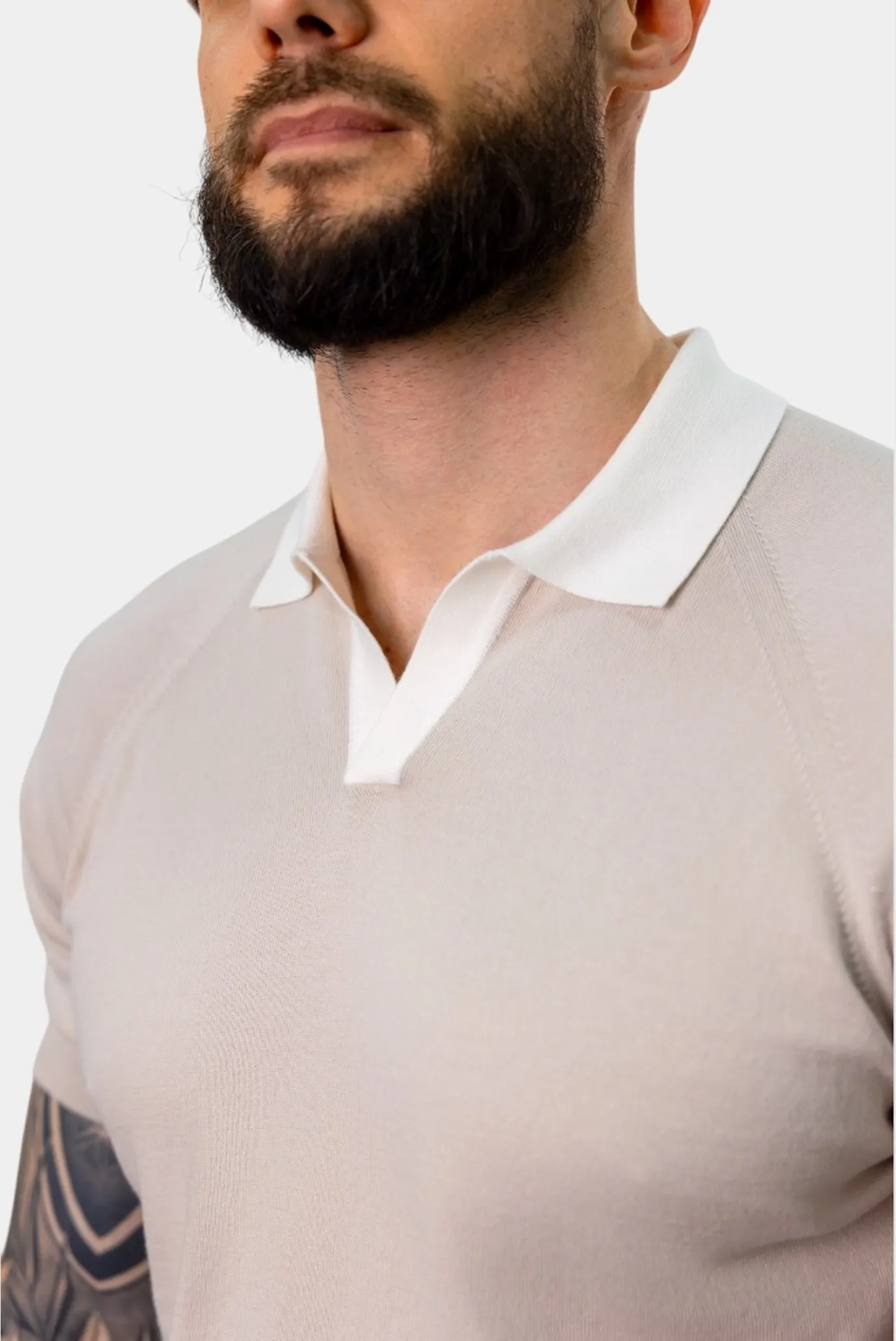 Чоловіче бежеве поло 5