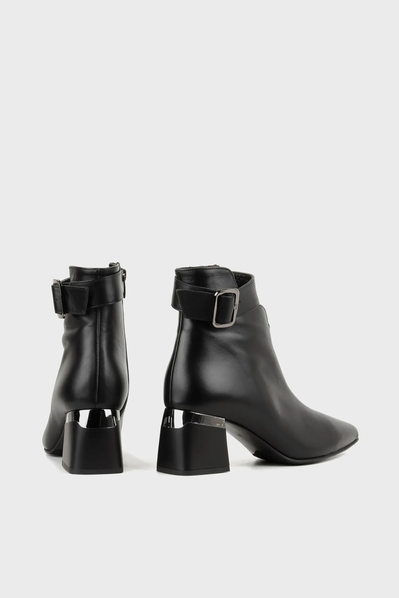 Женские черные кожаные ботильоны 4