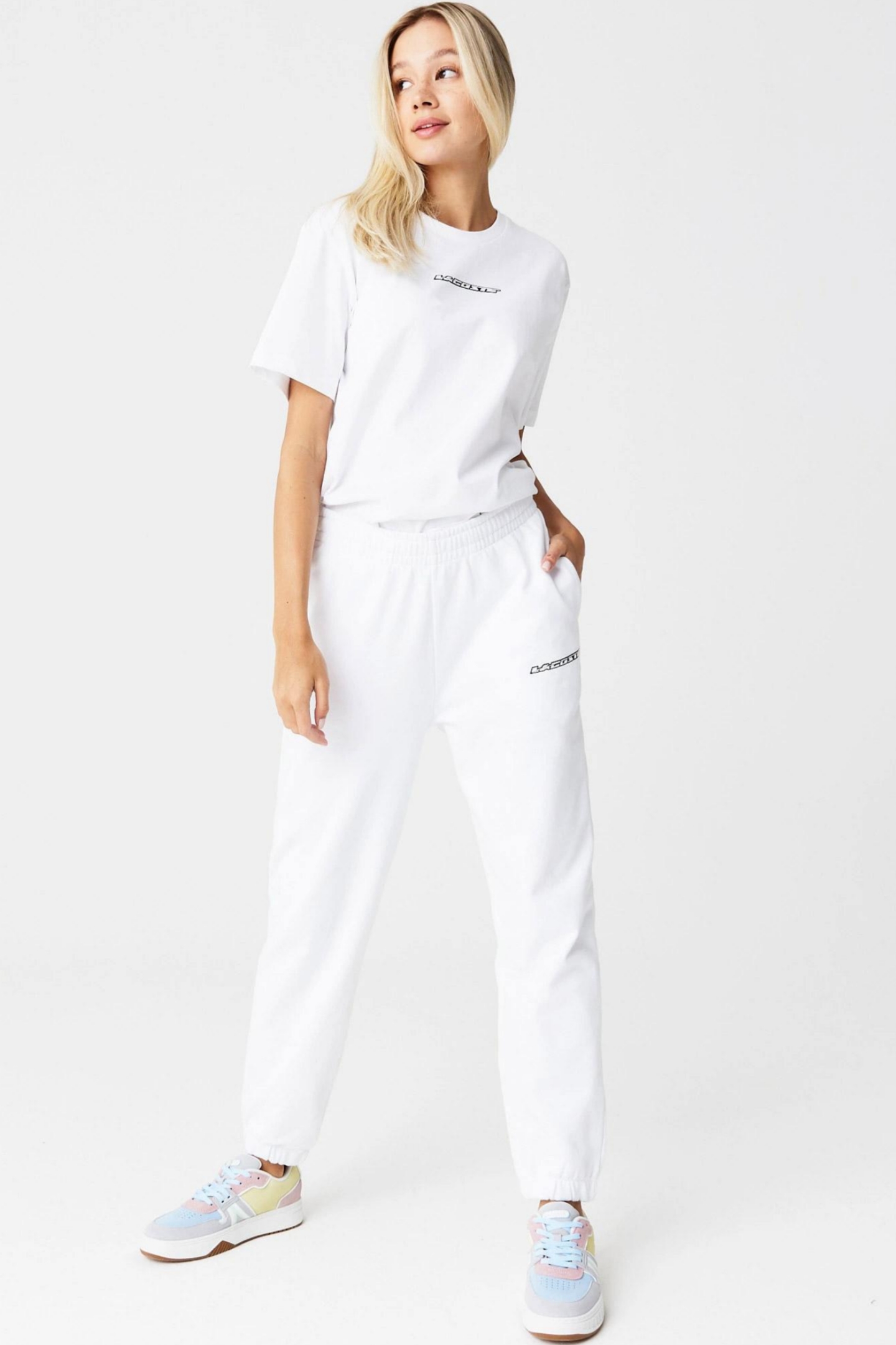 Женские белые спортивные штаны Белый 38 Lacoste XF5532001 Женские белые спортивные штаны Белый 38 Lacoste XF5532001