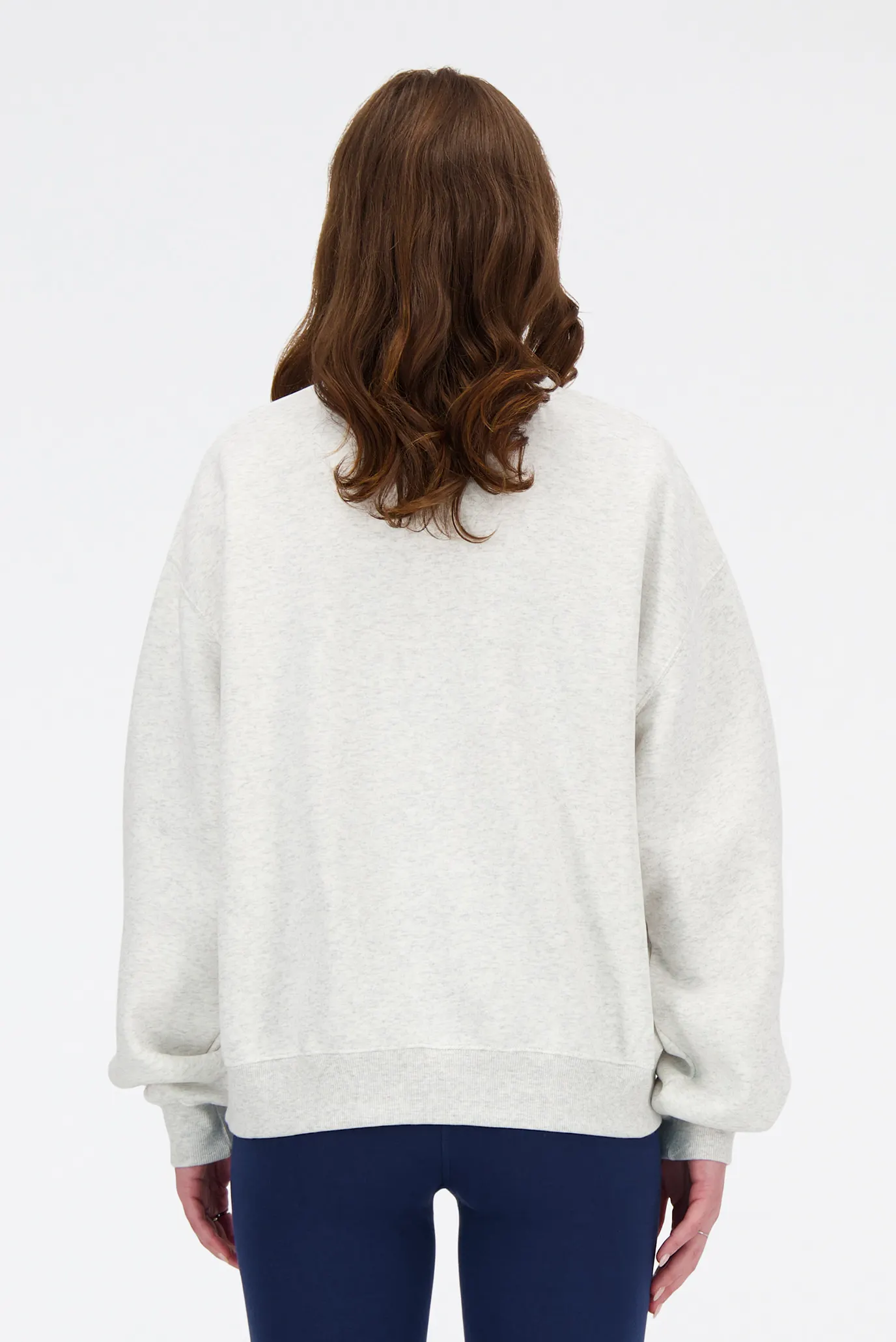 Жіночій сірий світшот Sport Essentials Fleece Crew 2