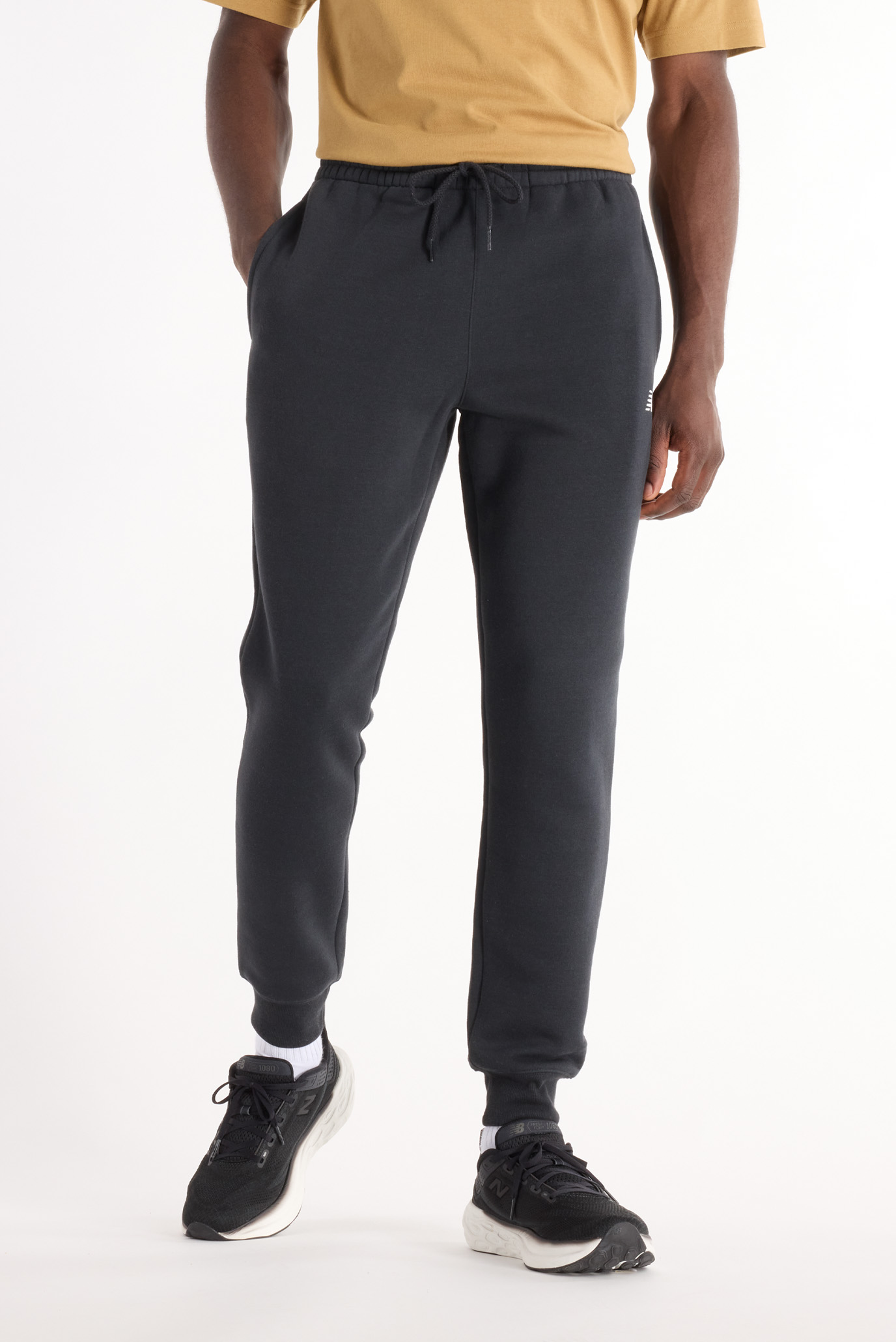 Мужские черные спортивные брюки Sport Fleece Черный L New Balance MP43904BK Мужские черные спортивные брюки Sport Fleece Черный L New Balance MP43904BK