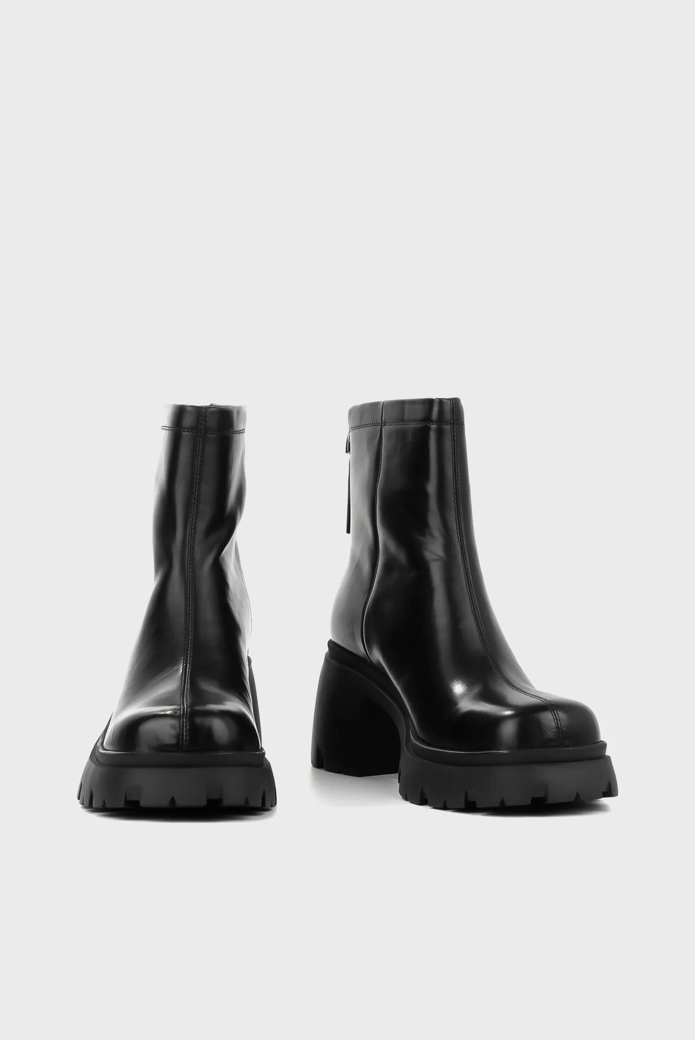 Женские черные кожаные ботильоны 3