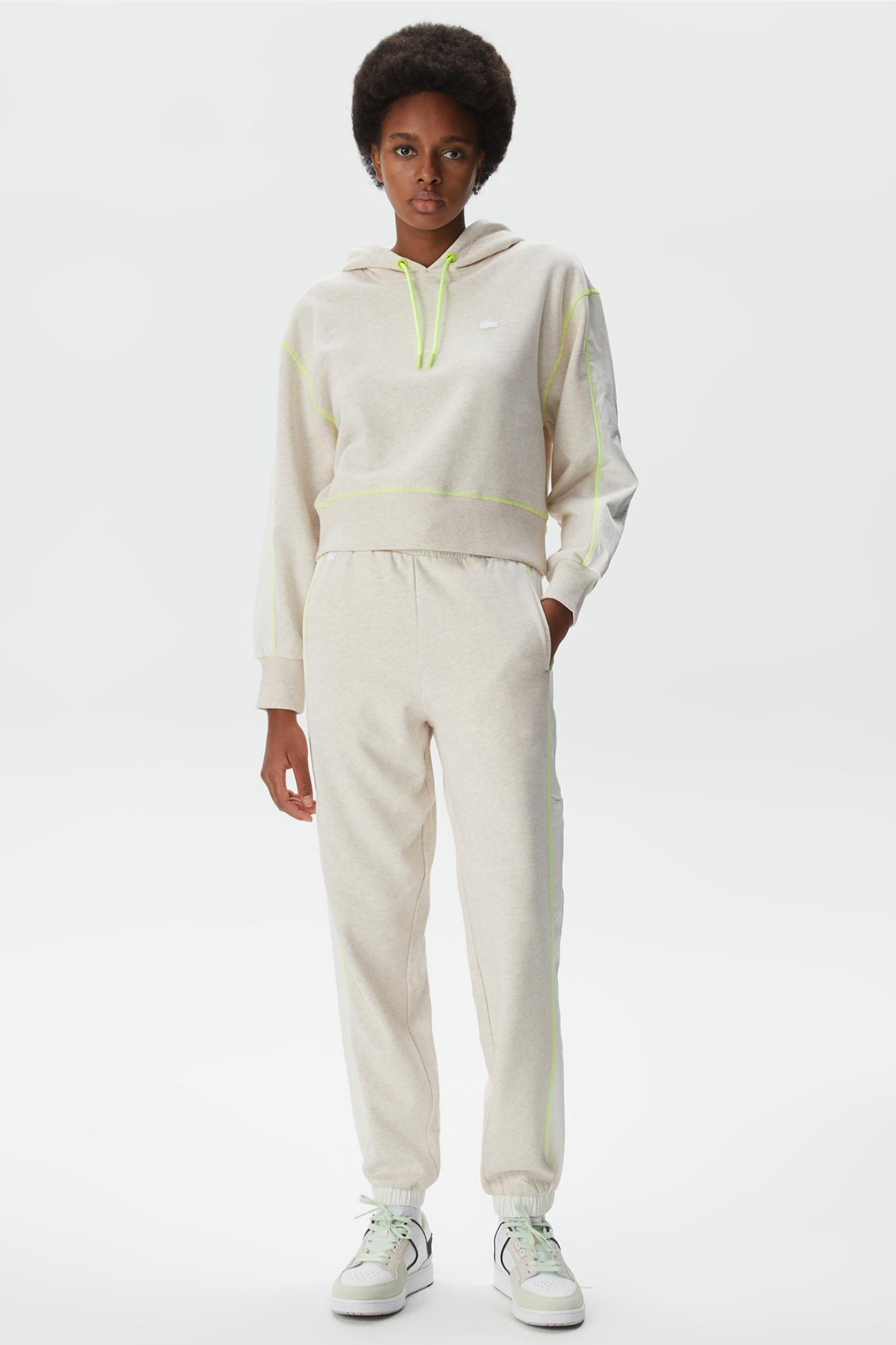 Женские белые спортивные штаны Белый 38 Lacoste XF240303B Женские белые спортивные штаны Белый 38 Lacoste XF240303B