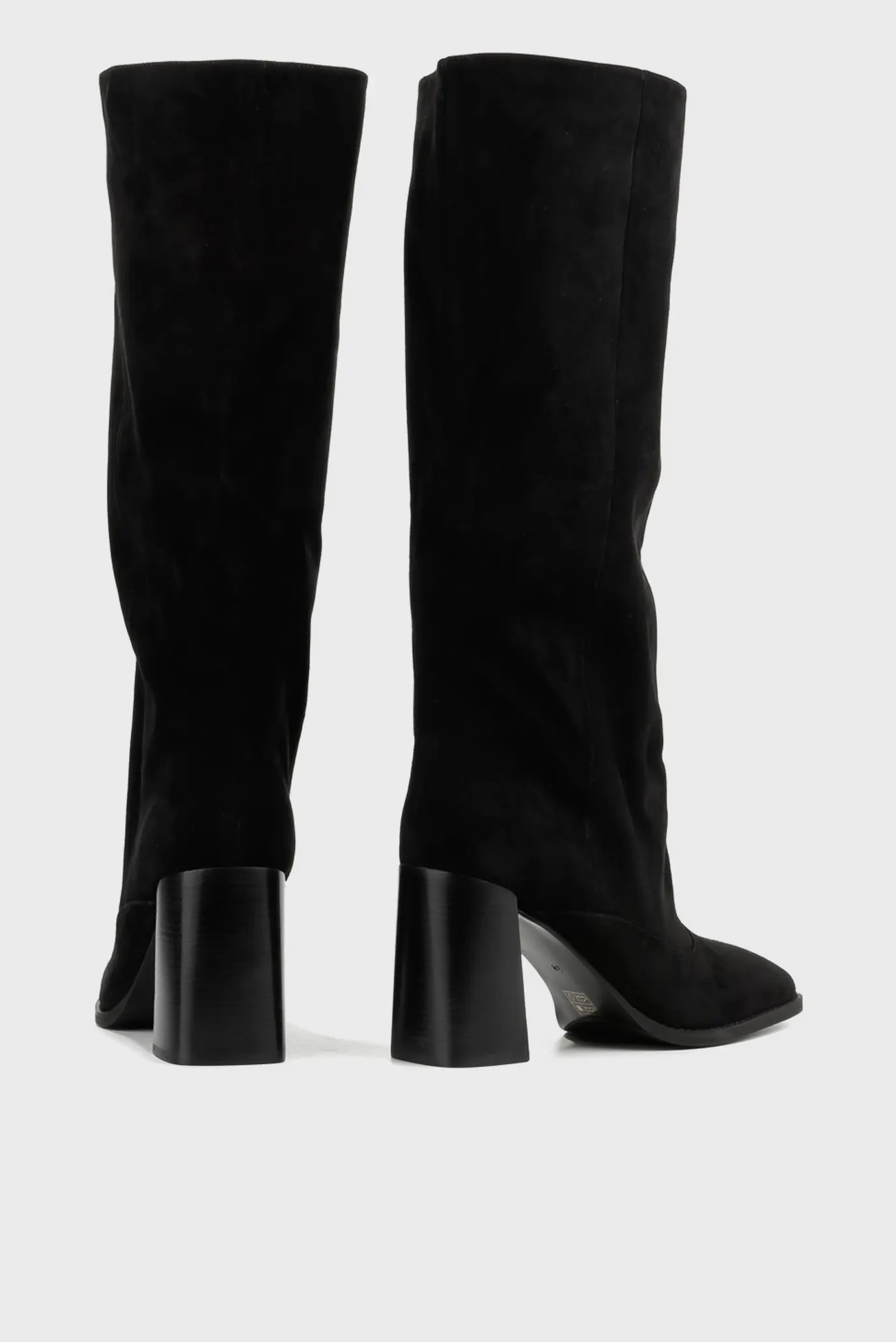 Женские черные замшевые сапоги 4