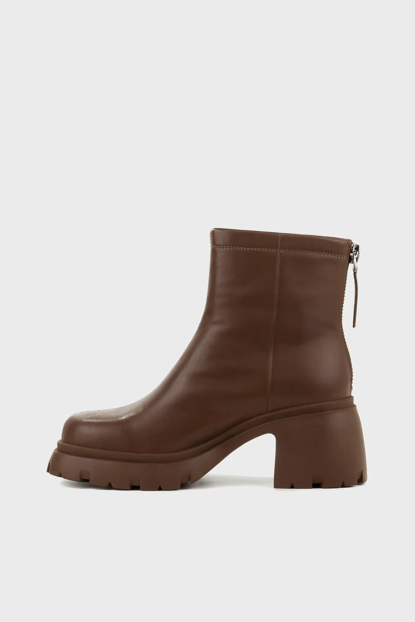 Женские коричневые кожаные ботильоны 2