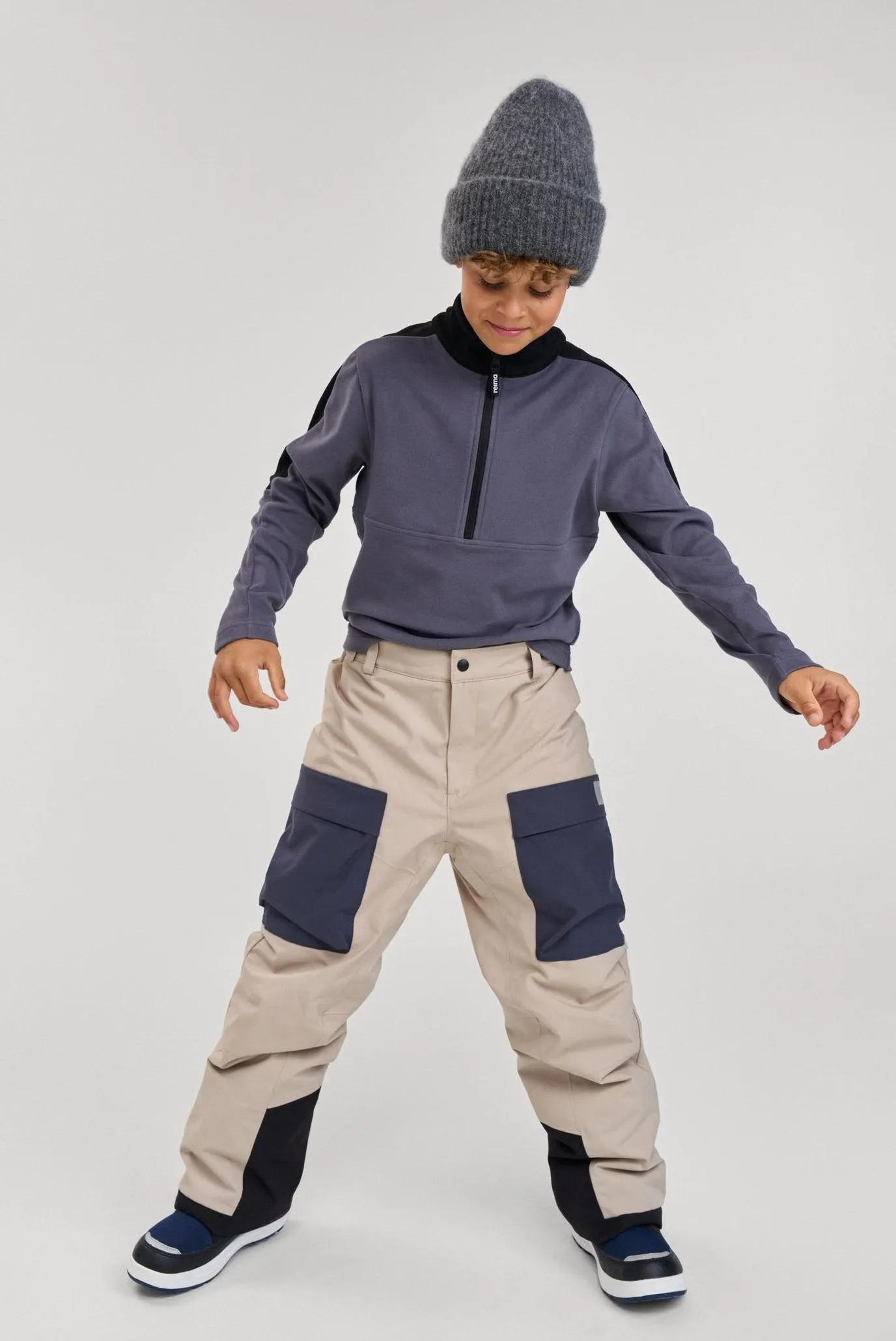 Дитячі бежеві штани Viekkala 7