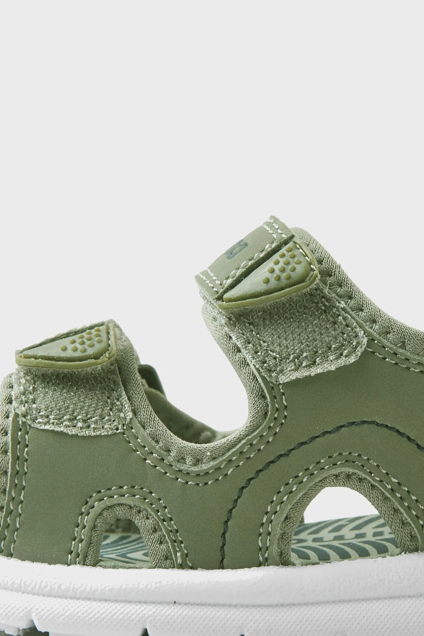 Дитячі зелені сандалії Bungee 7