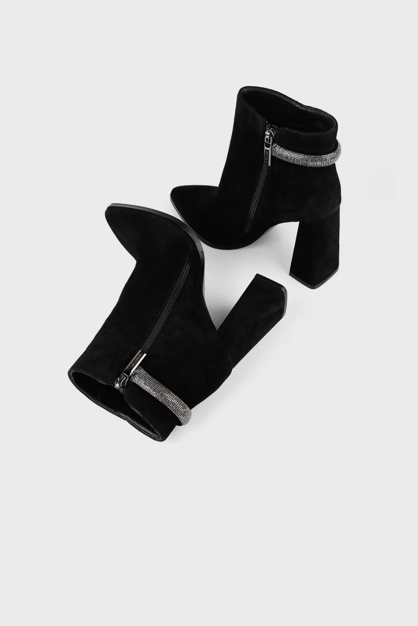 Женские черные замшевые ботильоны 7