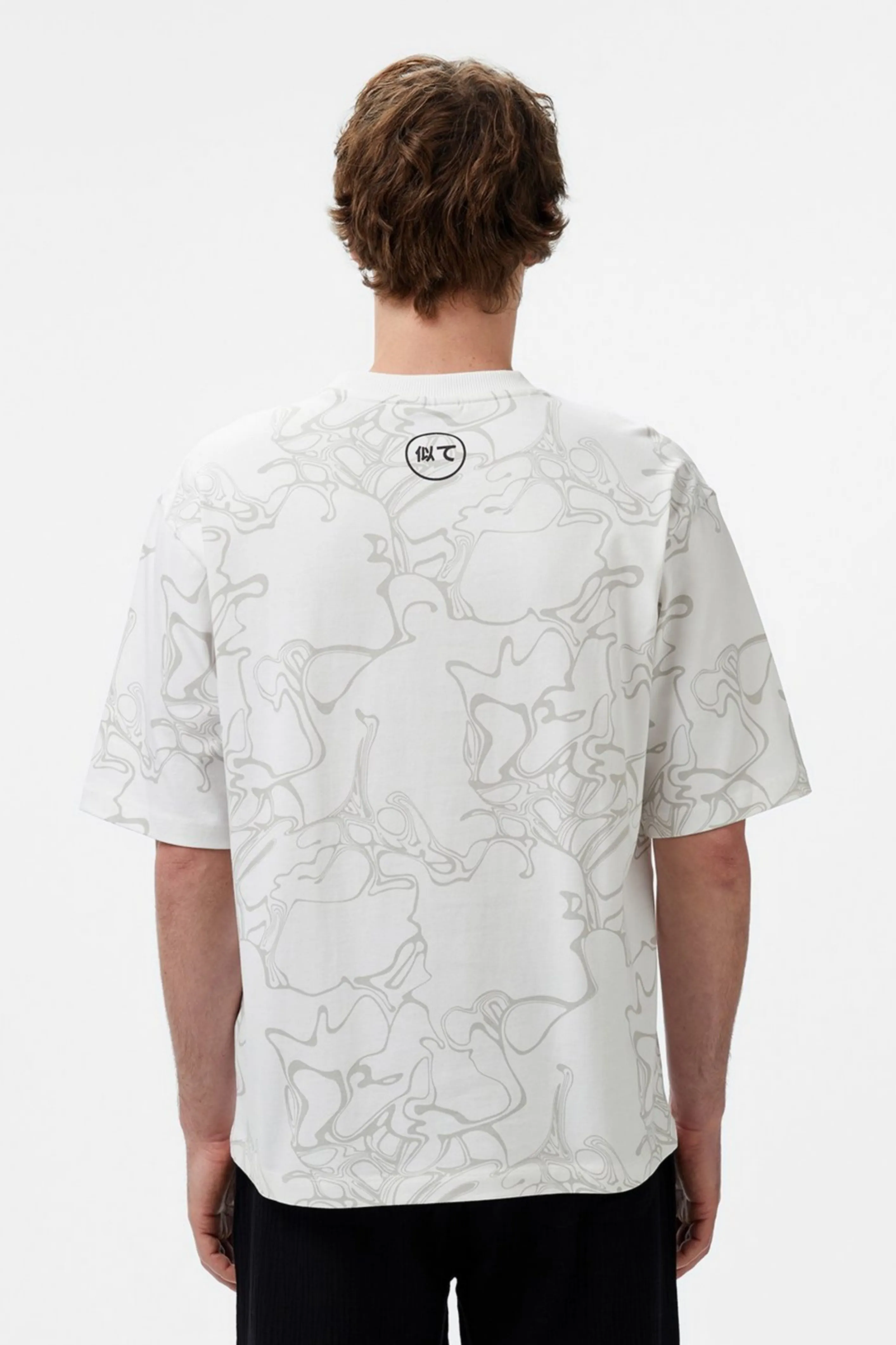 Чоловіча біла футболка 2