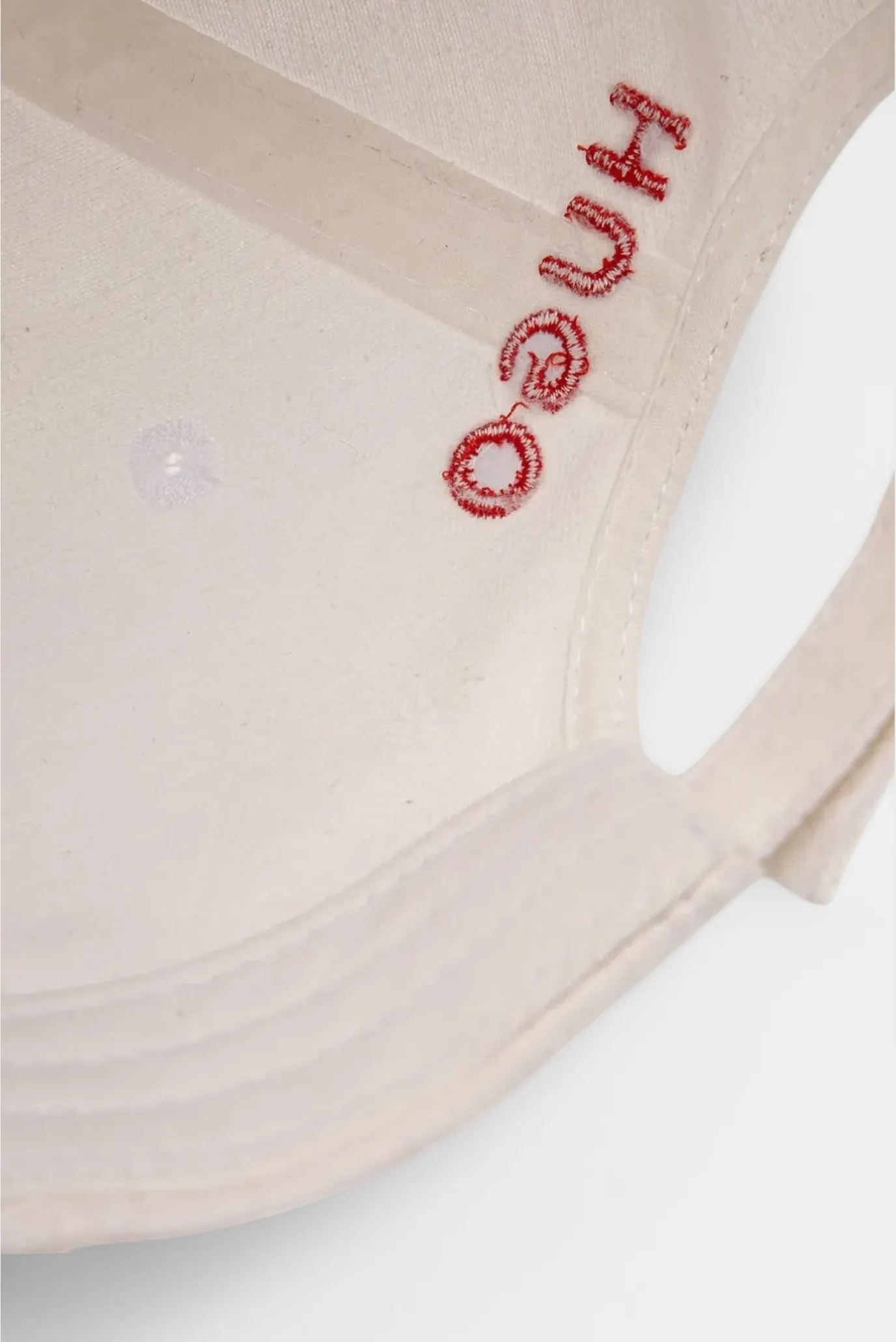 Жіноча біла кепка 4