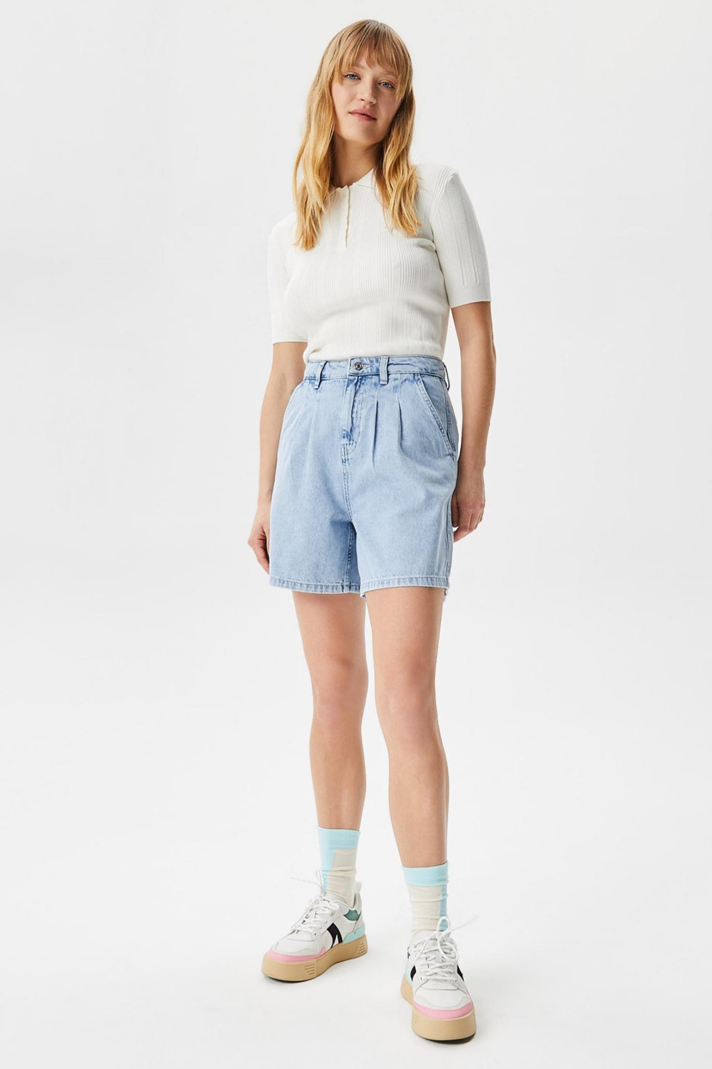 Женские голубые шорты Голубой 30 Lacoste FF030707L Женские голубые шорты Голубой 30 Lacoste FF030707L