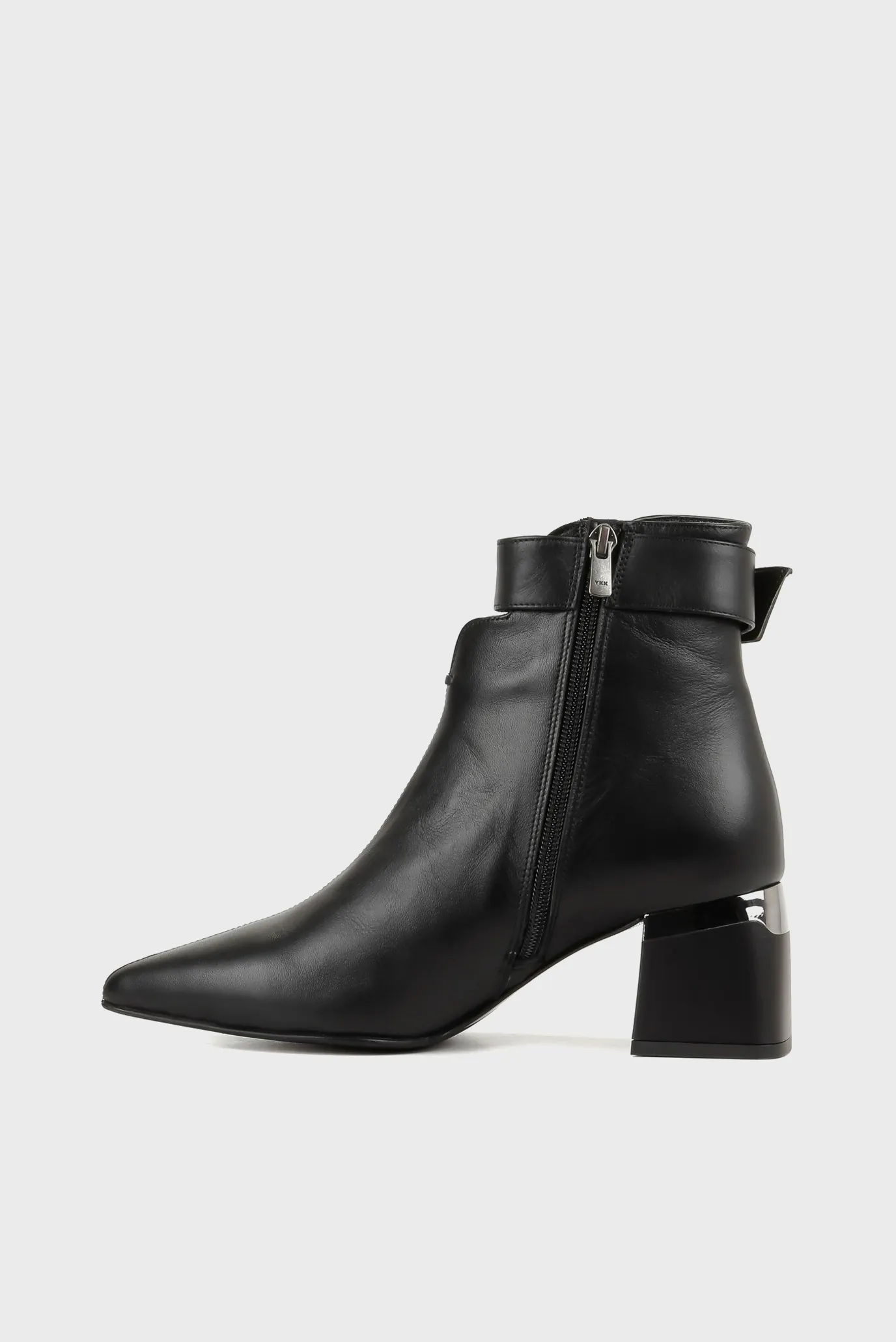 Женские черные кожаные ботильоны 2