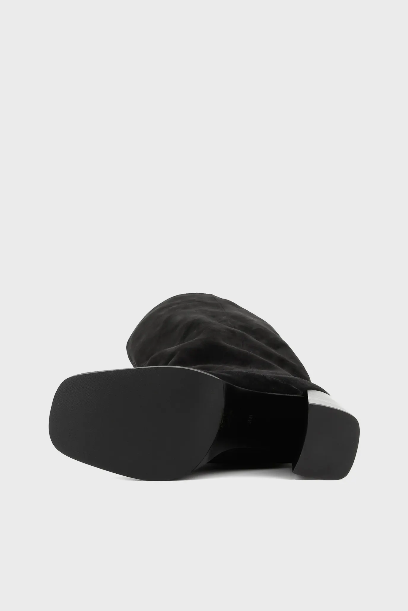 Женские черные замшевые сапоги 5