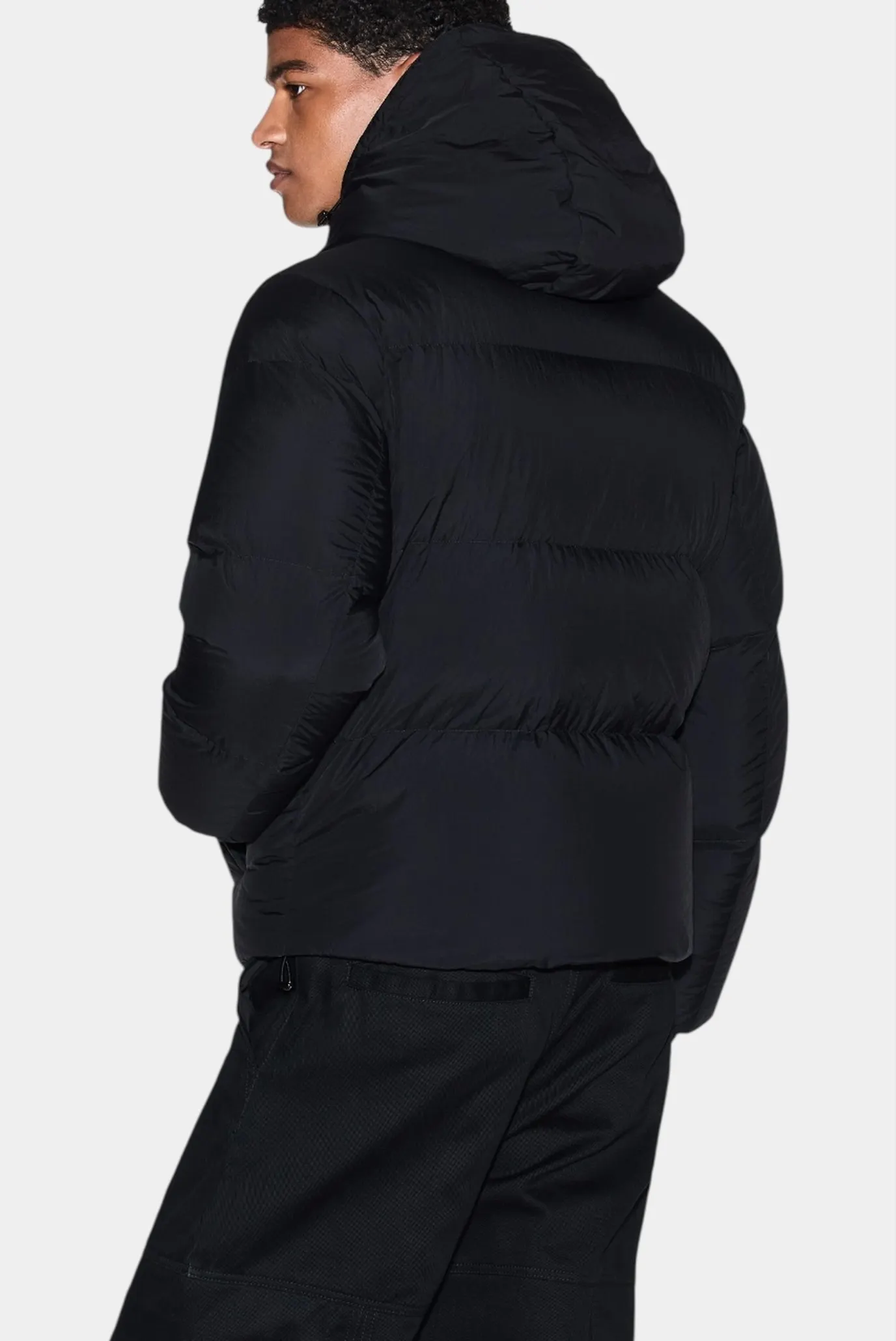 Мужской черный пуховик 3