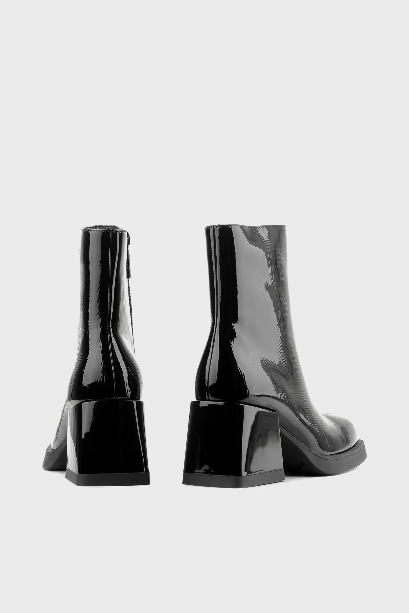 Женские черные лаковые ботильоны 5