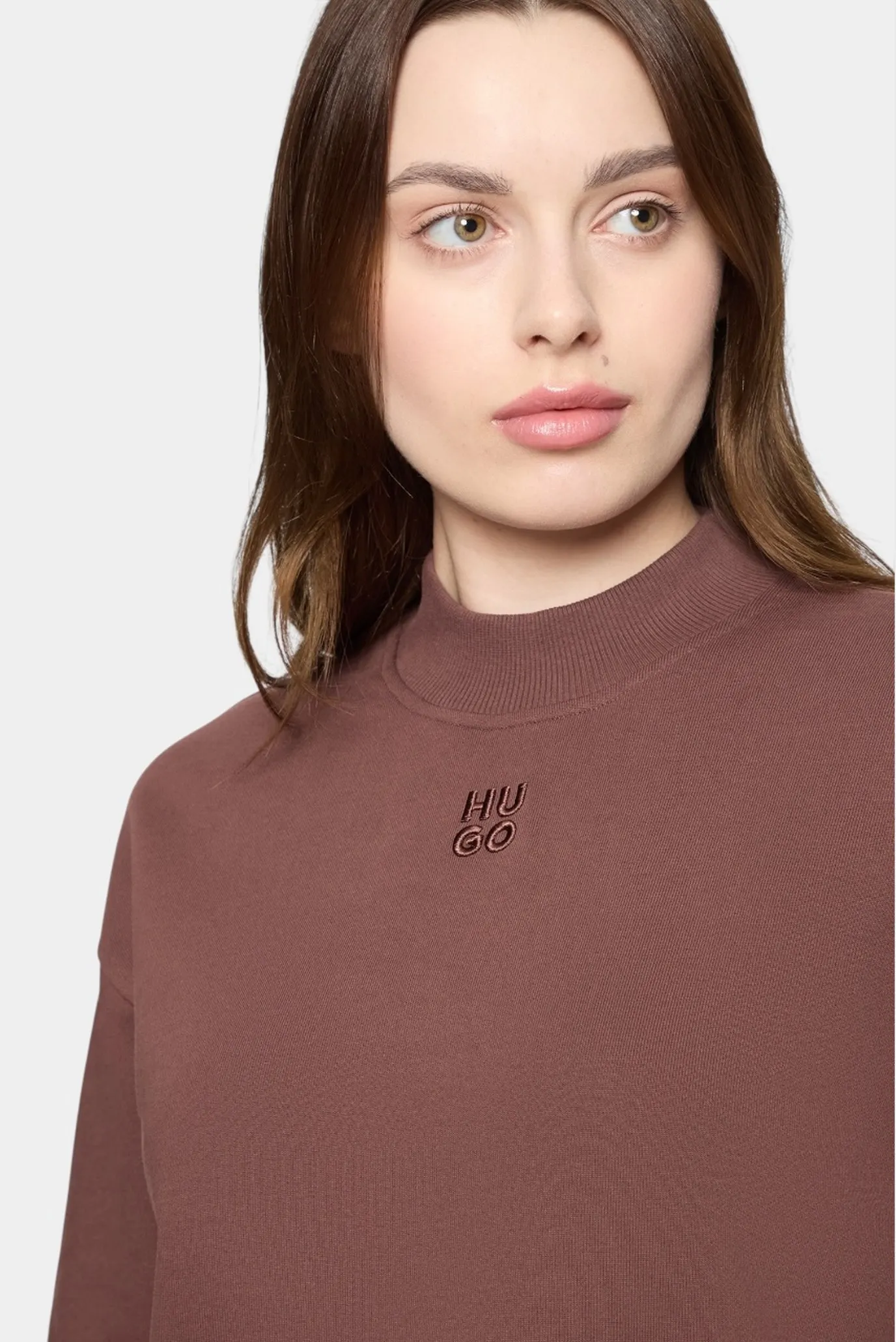 Женский шоколадный свитшот 4