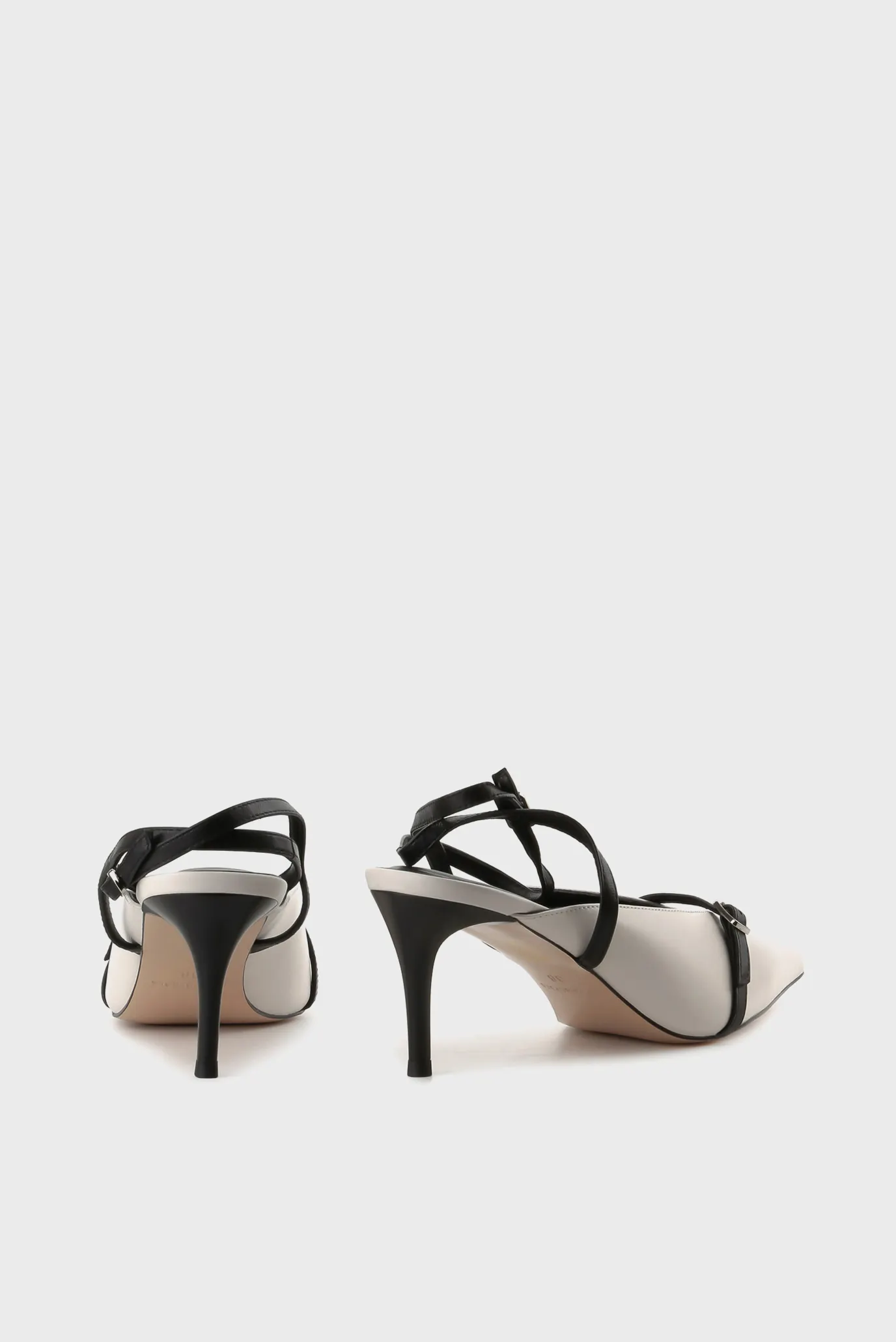 Жіночі білі шкіряні сабо 5