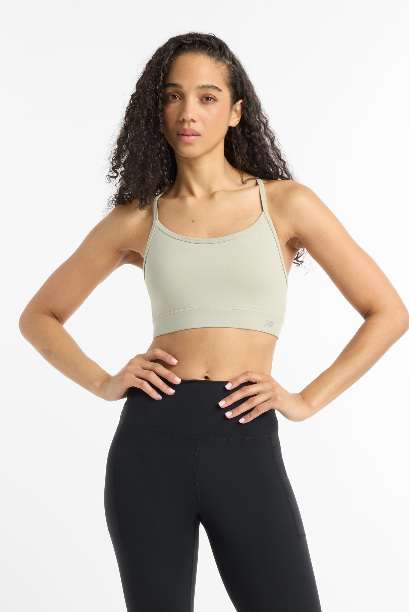 Женский оливковый топ NB Essential Yoga Оливковый 44 New Balance WB51039OVN Женский оливковый топ NB Essential Yoga Оливковый 44 New Balance WB51039OVN