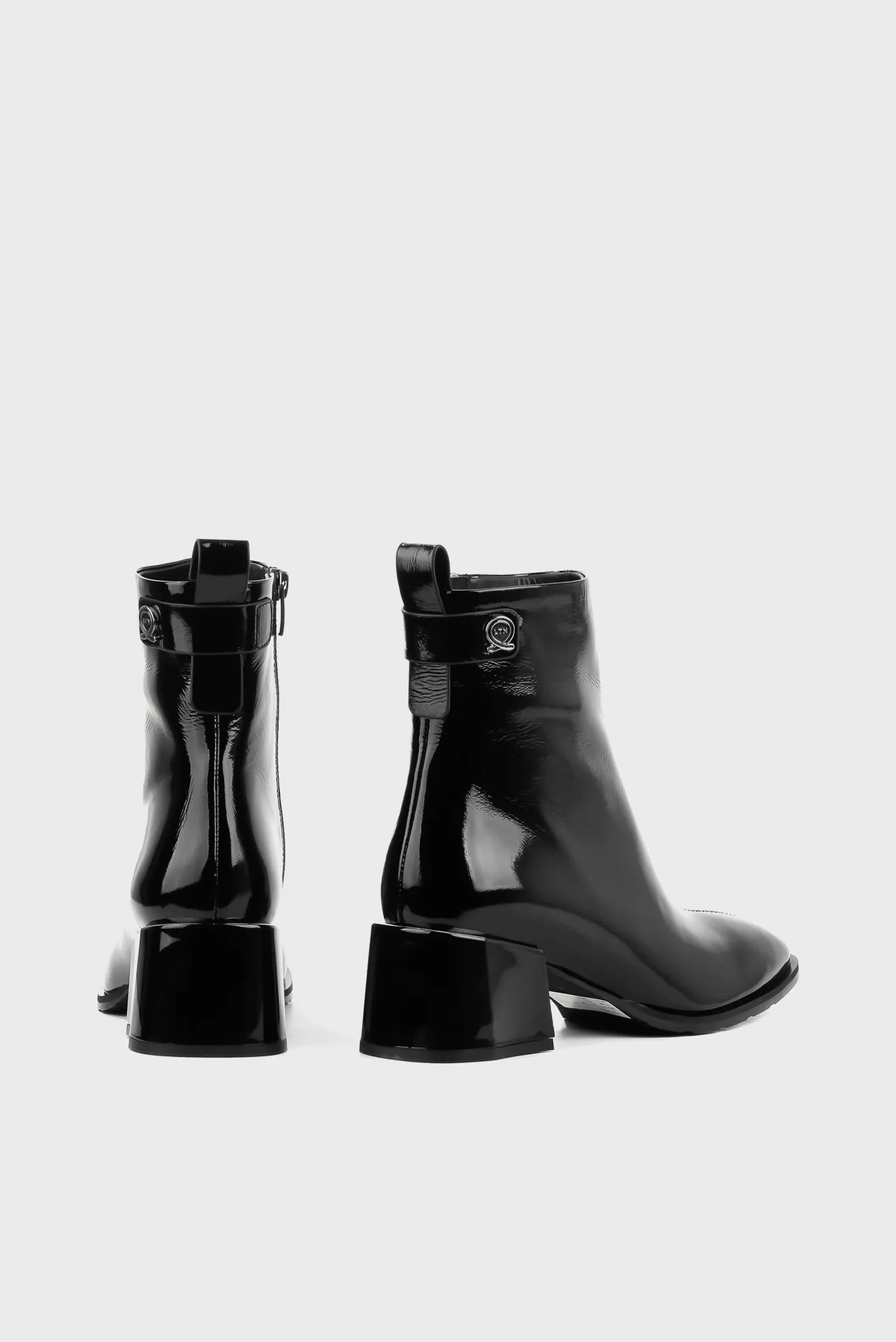 Женские черные лаковые ботильоны 4