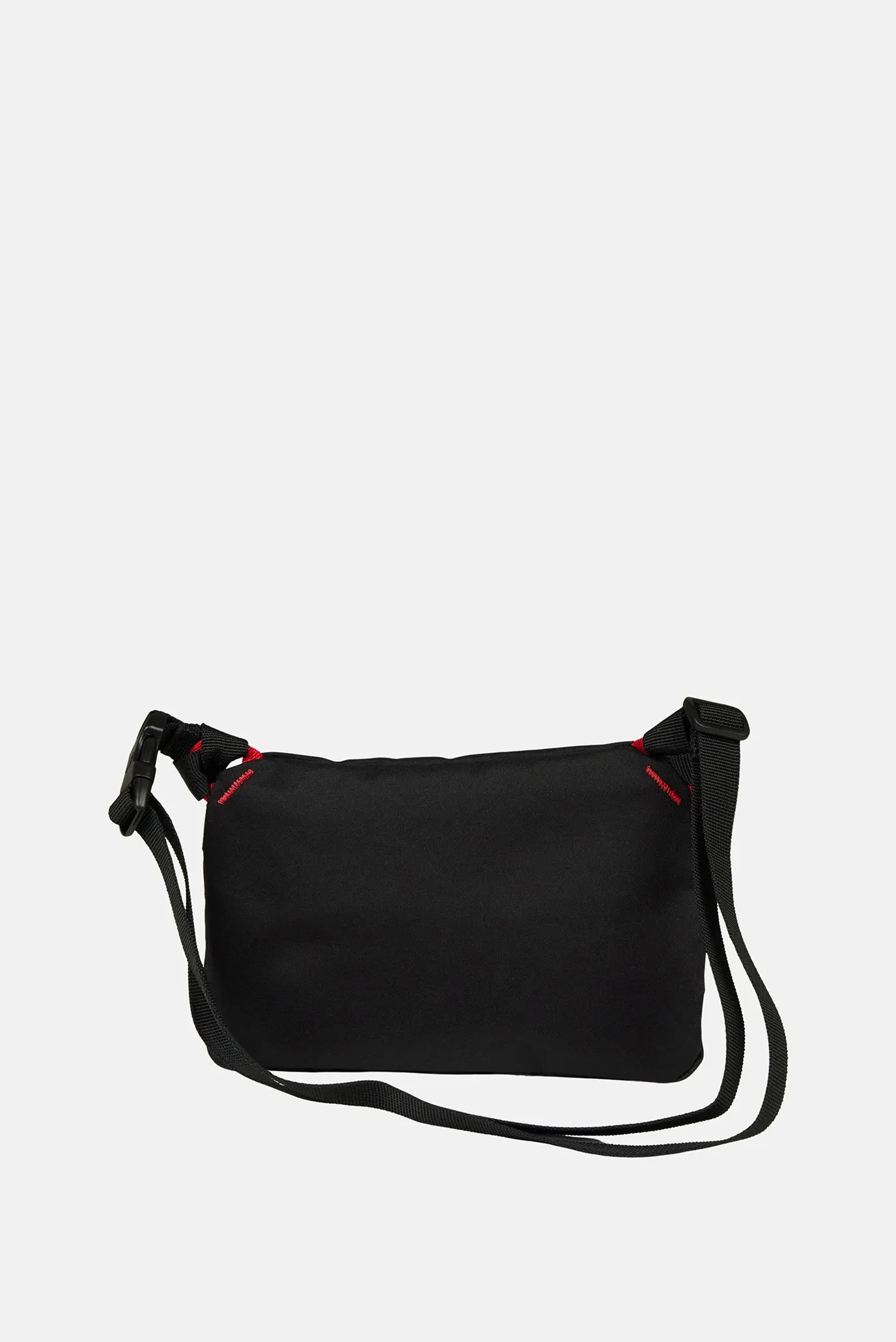 Чорна сумка ESSENTIALS Sling 2