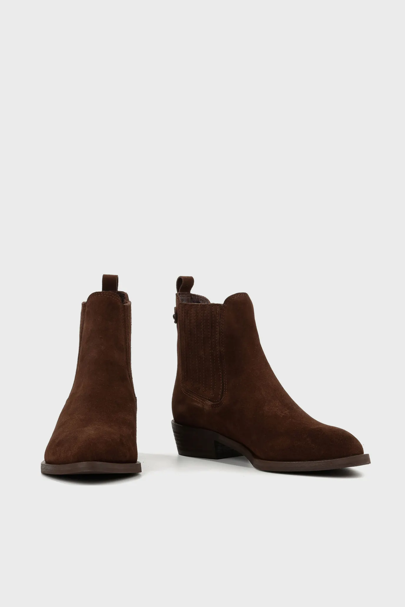 Женские коричневые замшевые ботильоны 4