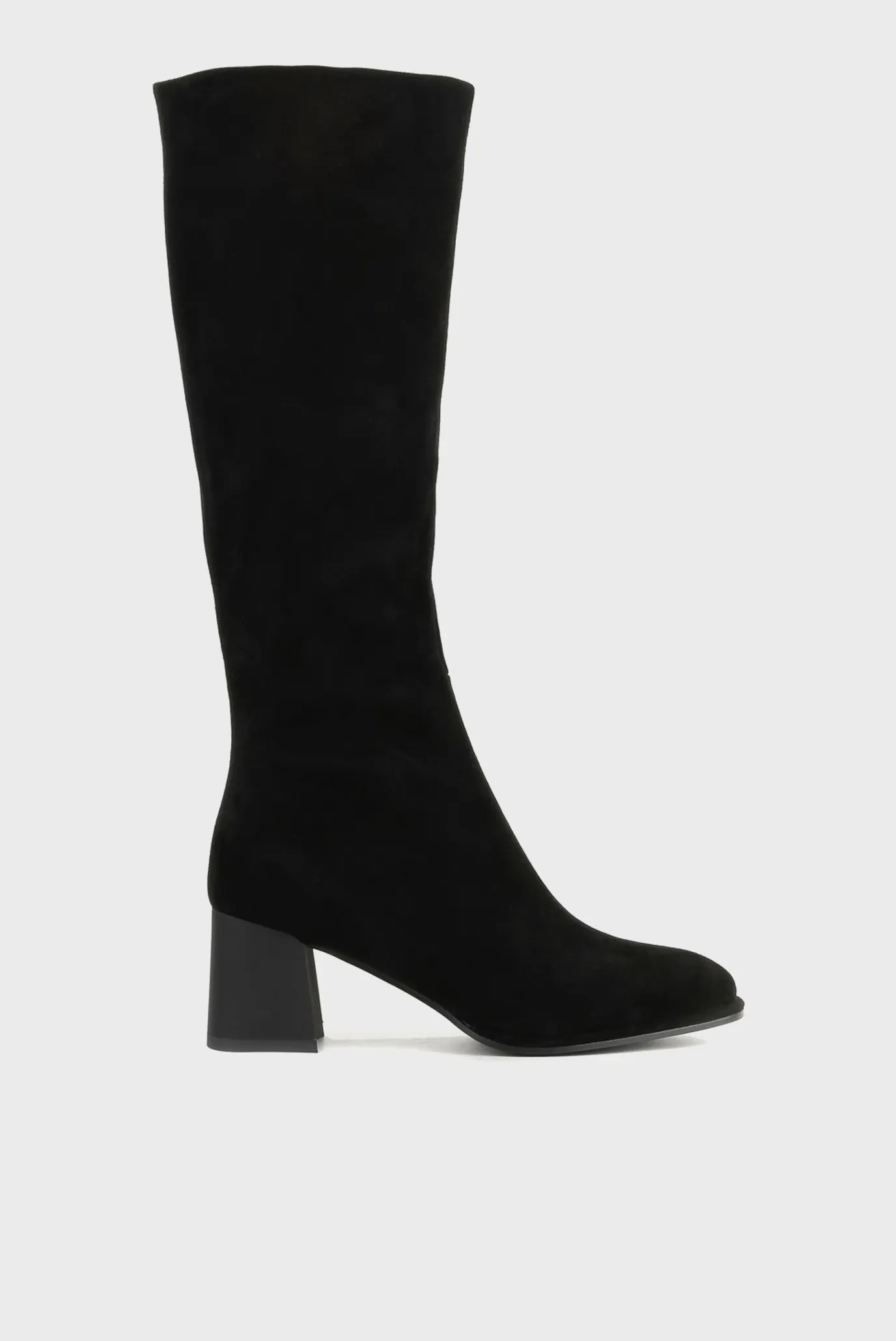 Женские чёрные замшевые сапоги 1