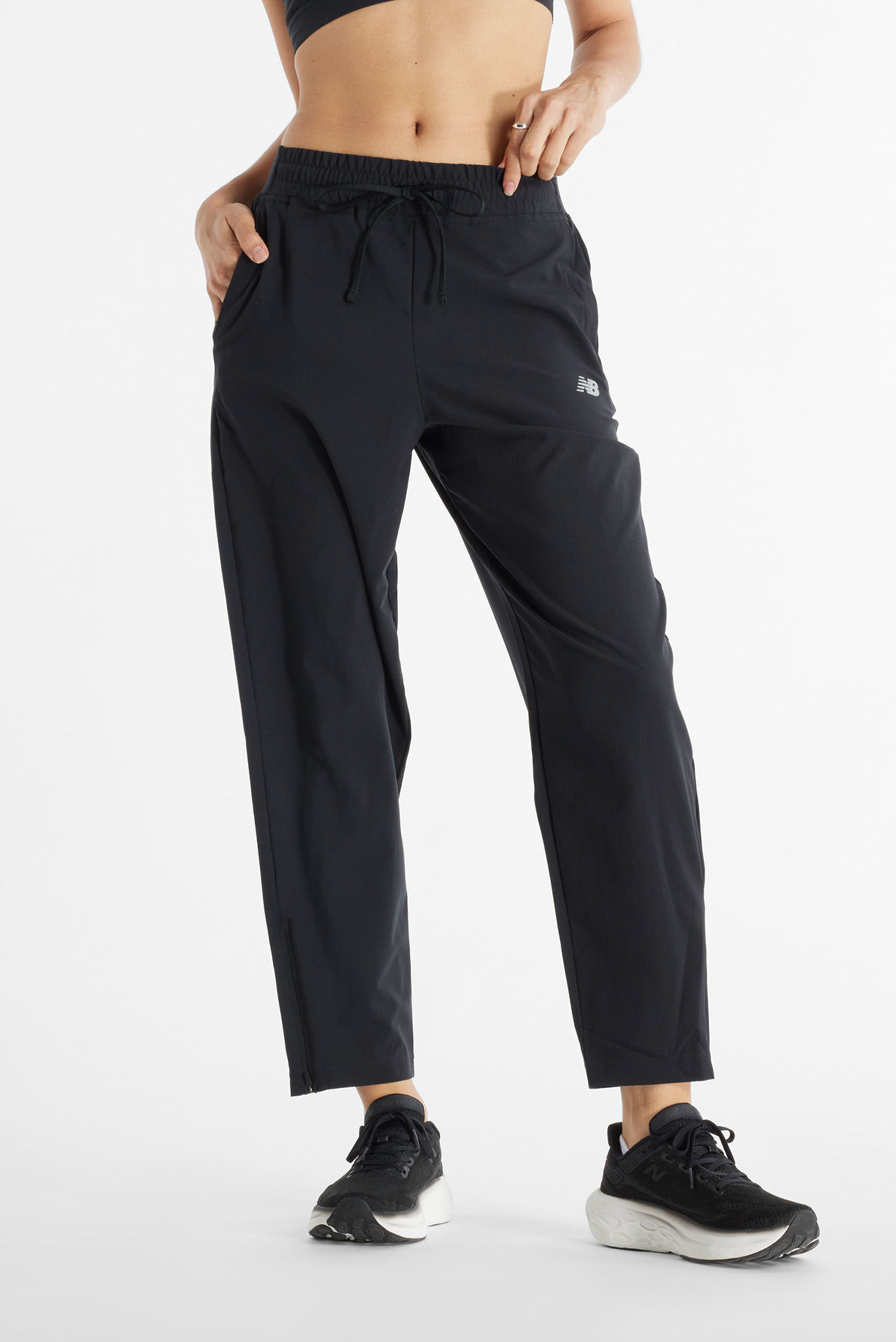 Женские черные брюки NB Essentials Performance Черный XS New Balance WP43242BK Женские черные брюки NB Essentials Performance Черный XS New Balance WP43242BK