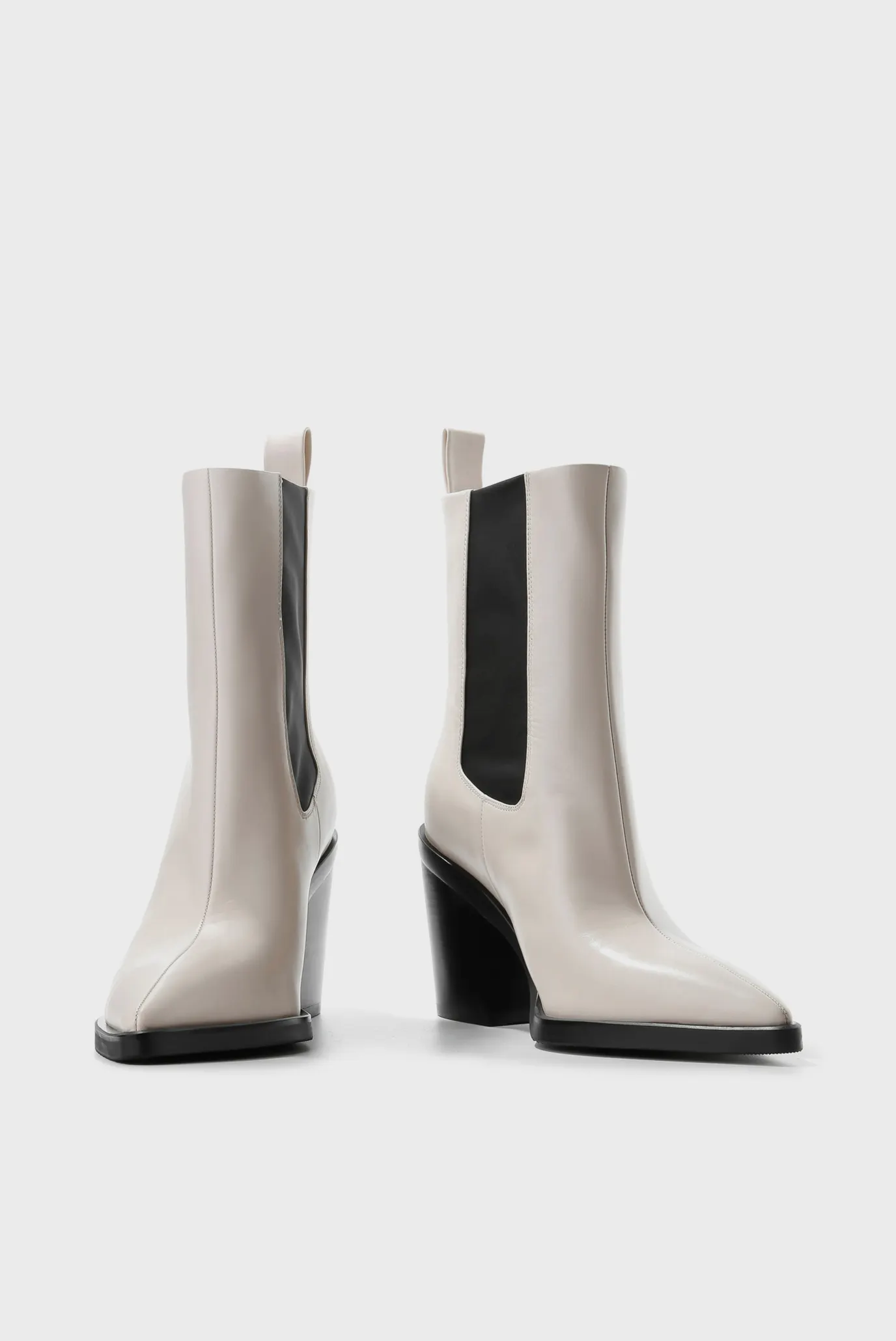 Женские белые кожаные ботильоны 4