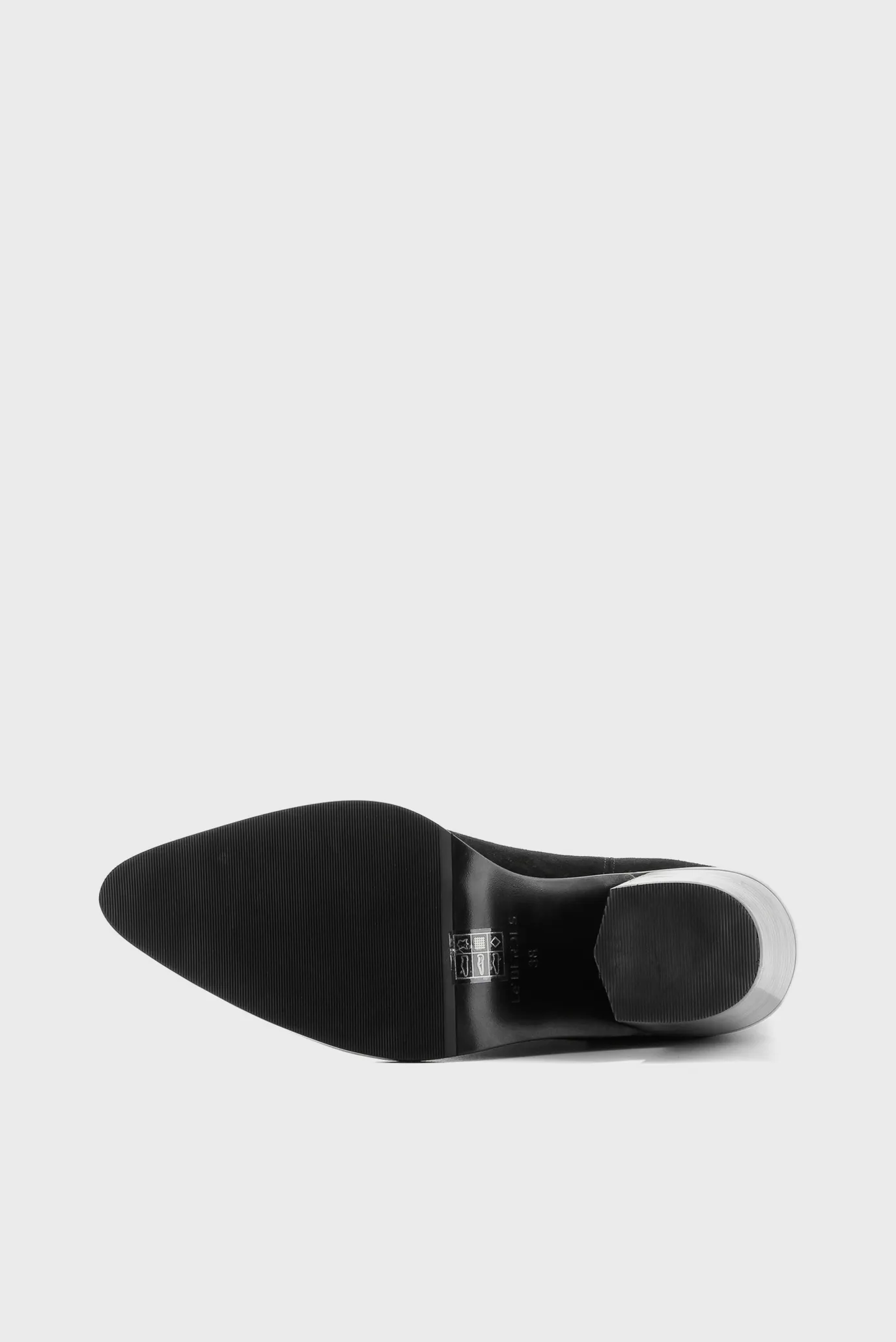 Женские черные замшевые ботильоны 6