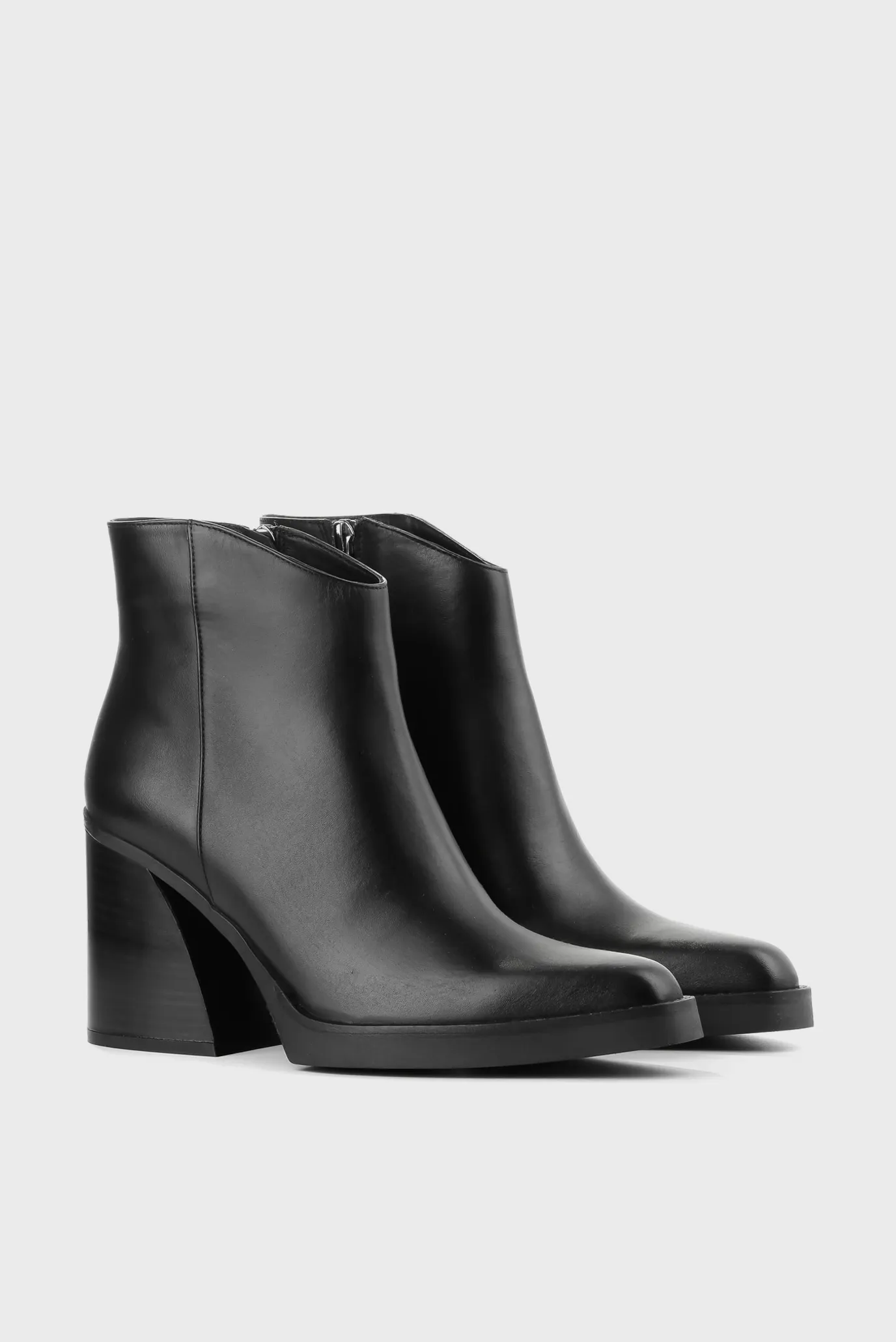 Женские черные кожаные ботильоны 3