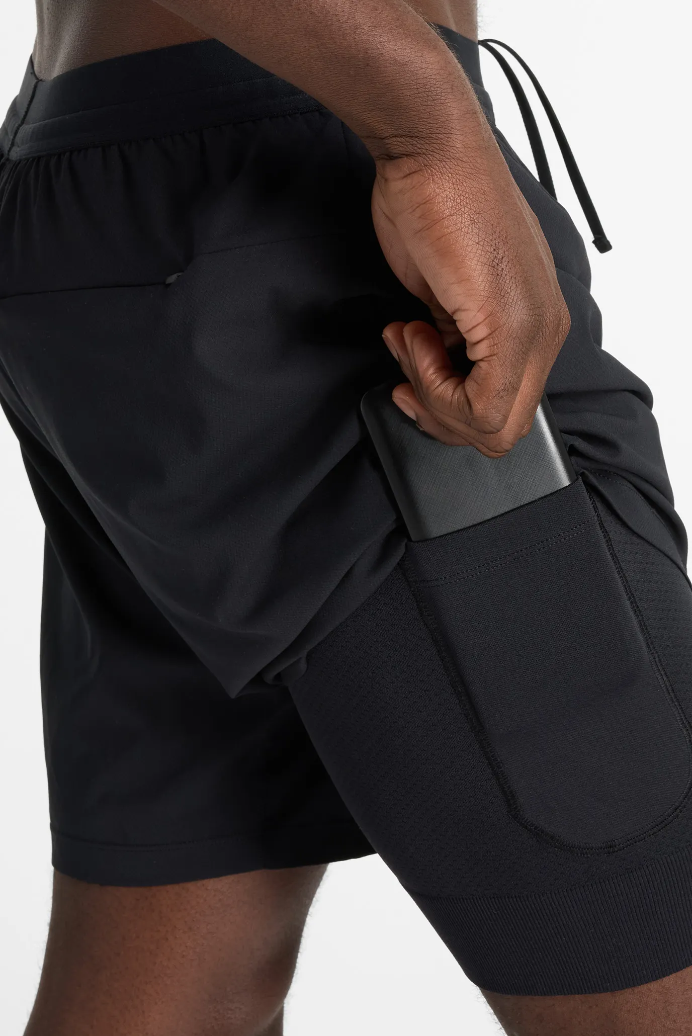 Чоловічі чорні шорти AC Lined 7