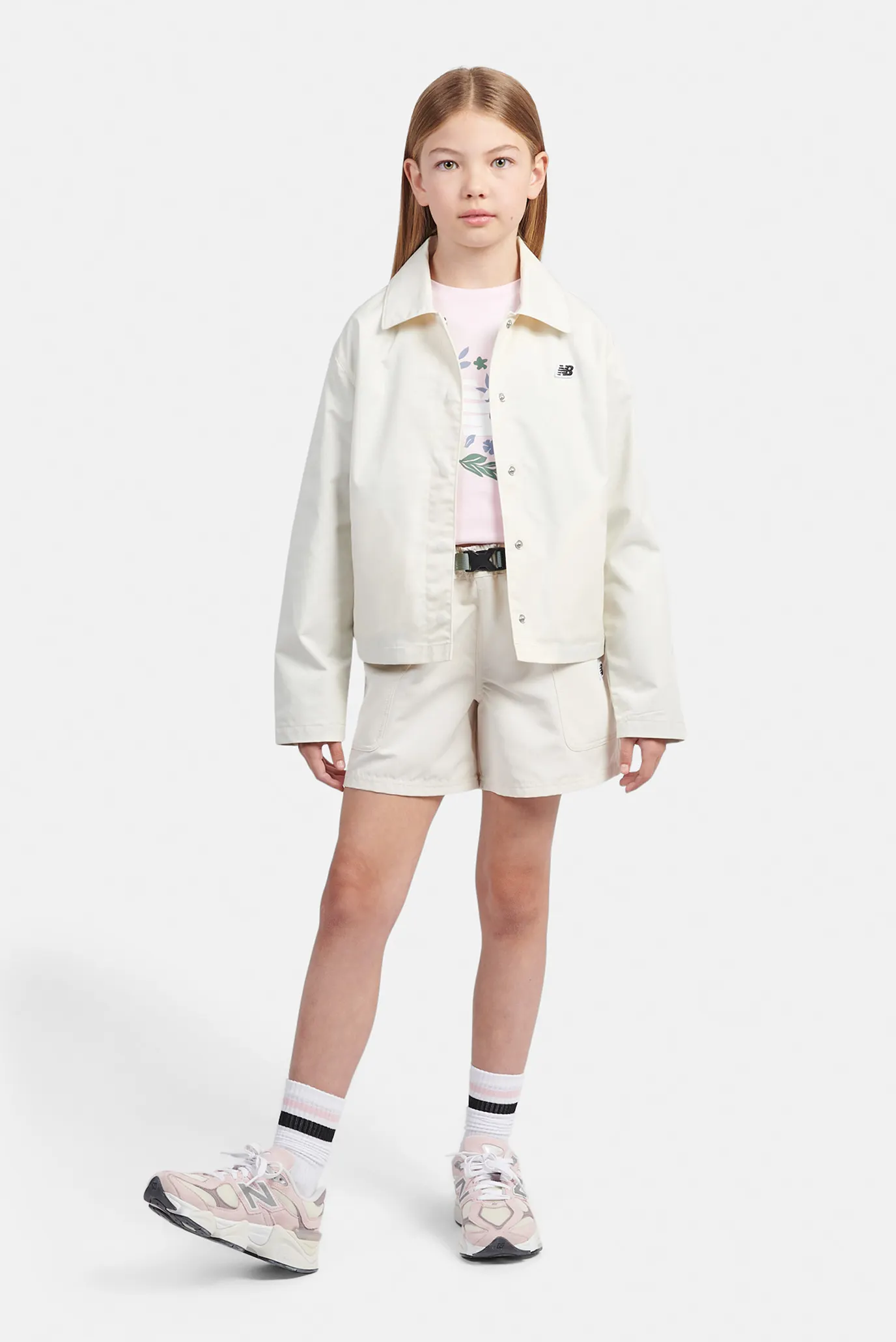 Дитяча бежева куртка Premium Coach 2