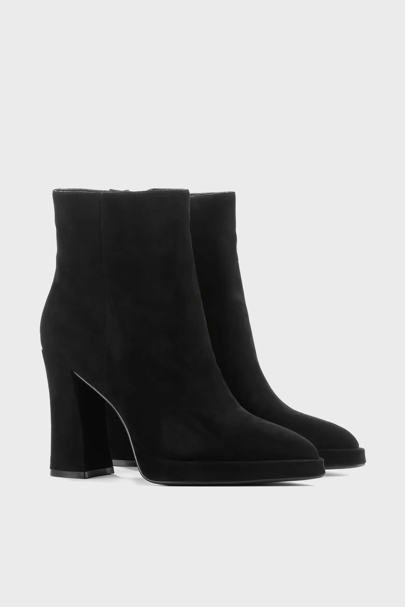 Женские черные замшевые ботильоны 3
