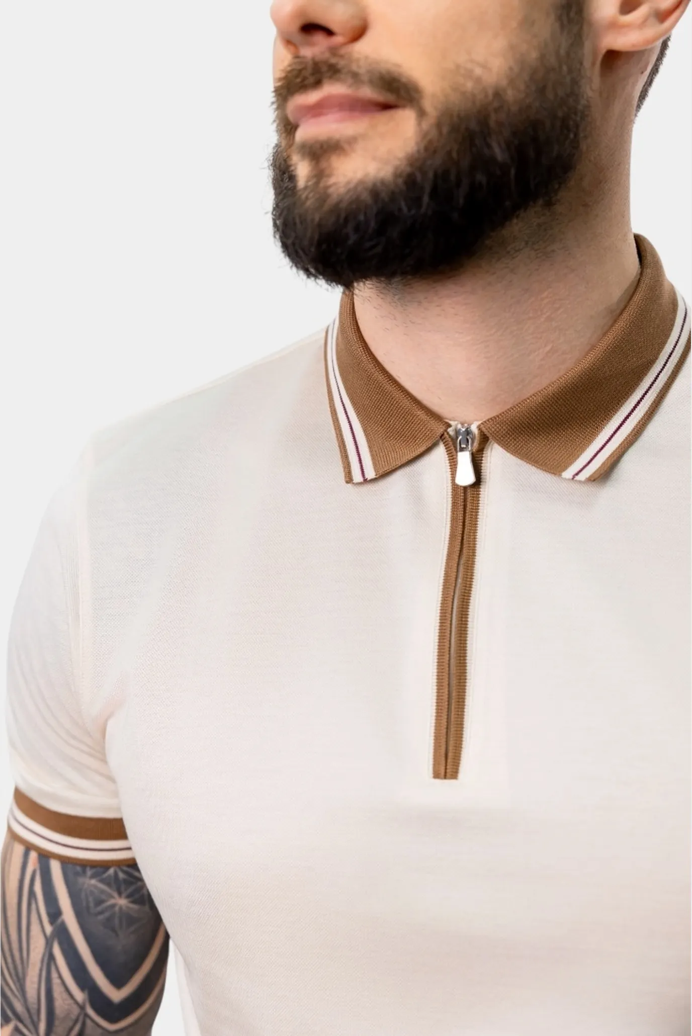 Чоловіче бежеве поло 4