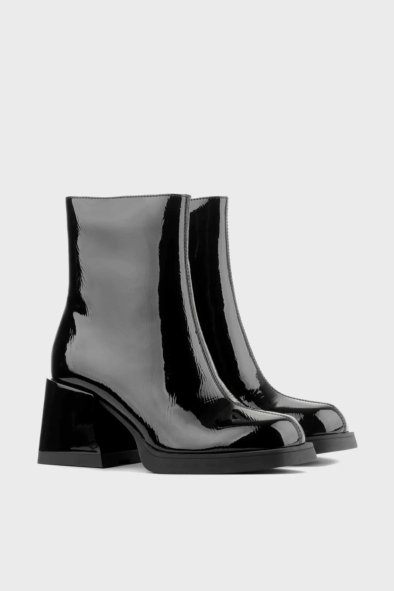 Женские черные лаковые ботильоны 3