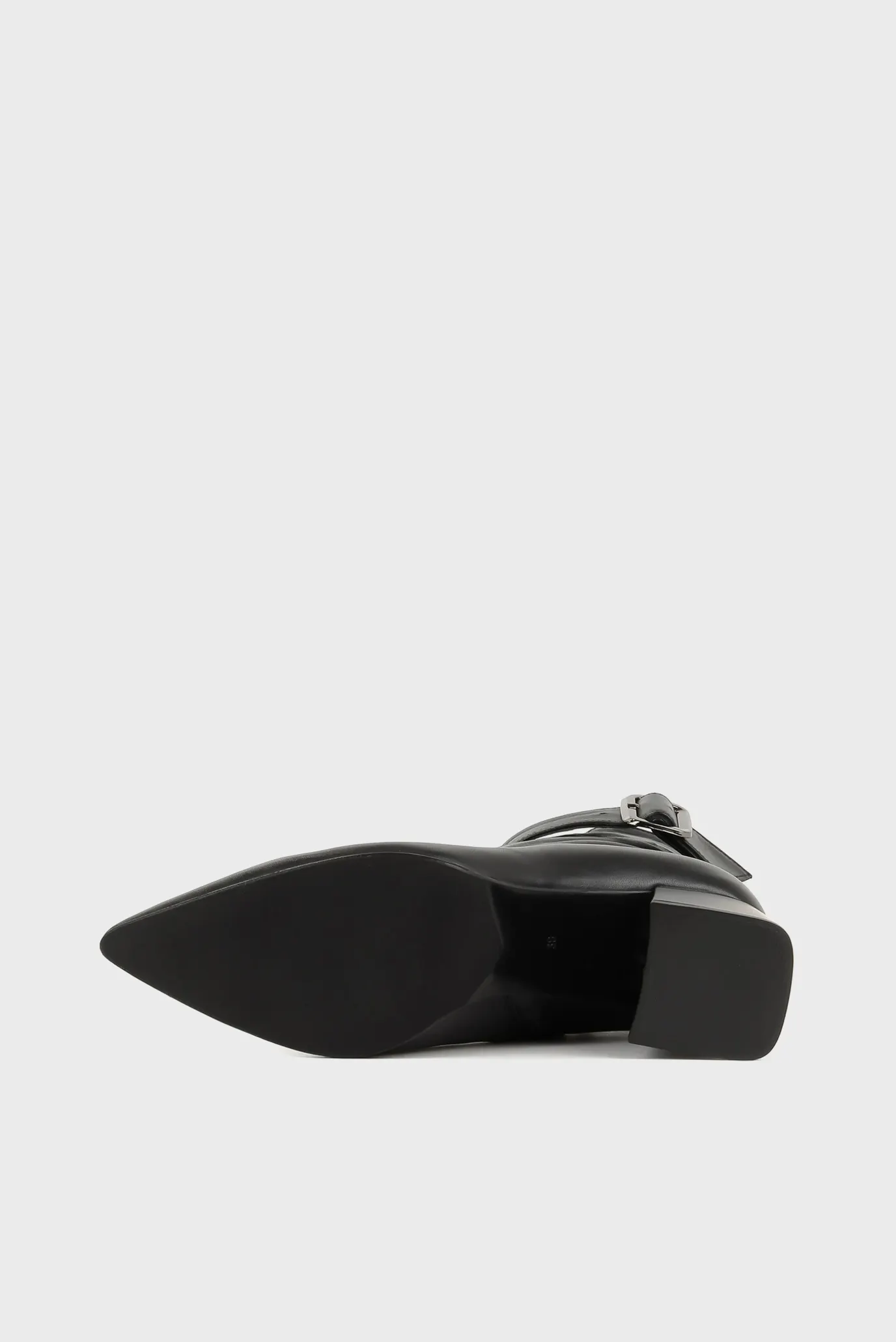 Женские черные кожаные ботильоны 5