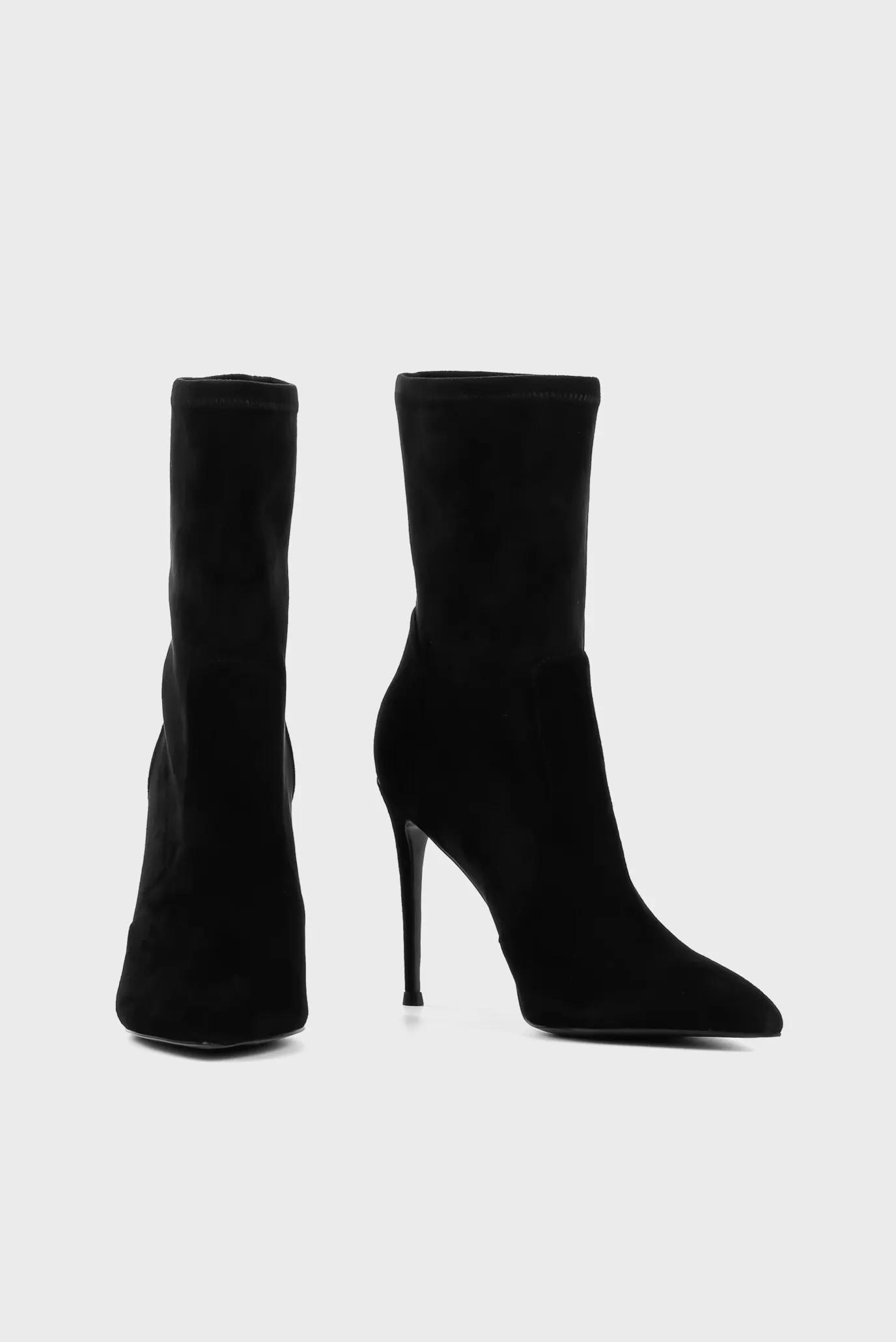 Женские черные замшевые ботильоны 3