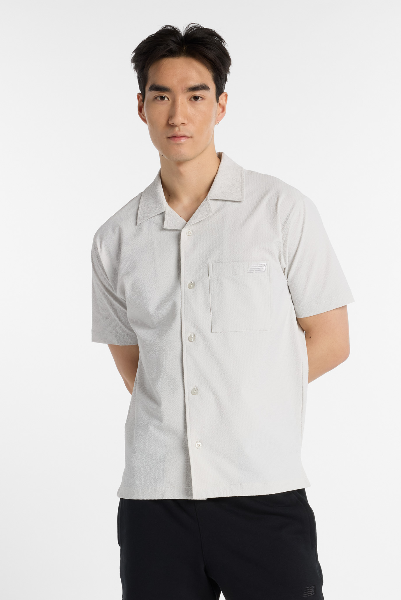 Мужская серая сорочка Seersucker Button Up Серый 39-42 New Balance MT51523GYM Мужская серая сорочка Seersucker Button Up Серый 39-42 New Balance MT51523GYM