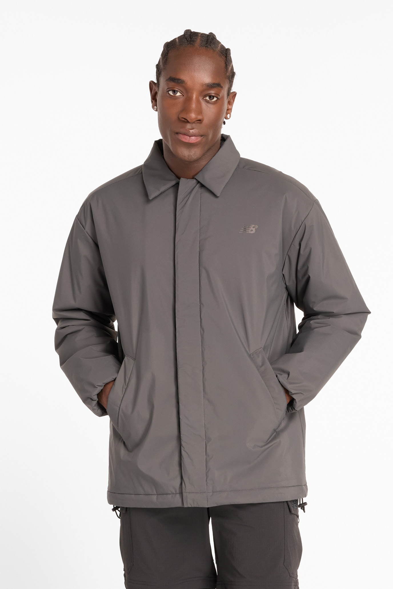 Мужская графитовая куртка Coaches Jacket Серый 39-42 New Balance MJ43504ACK Мужская графитовая куртка Coaches Jacket Серый 39-42 New Balance MJ43504ACK
