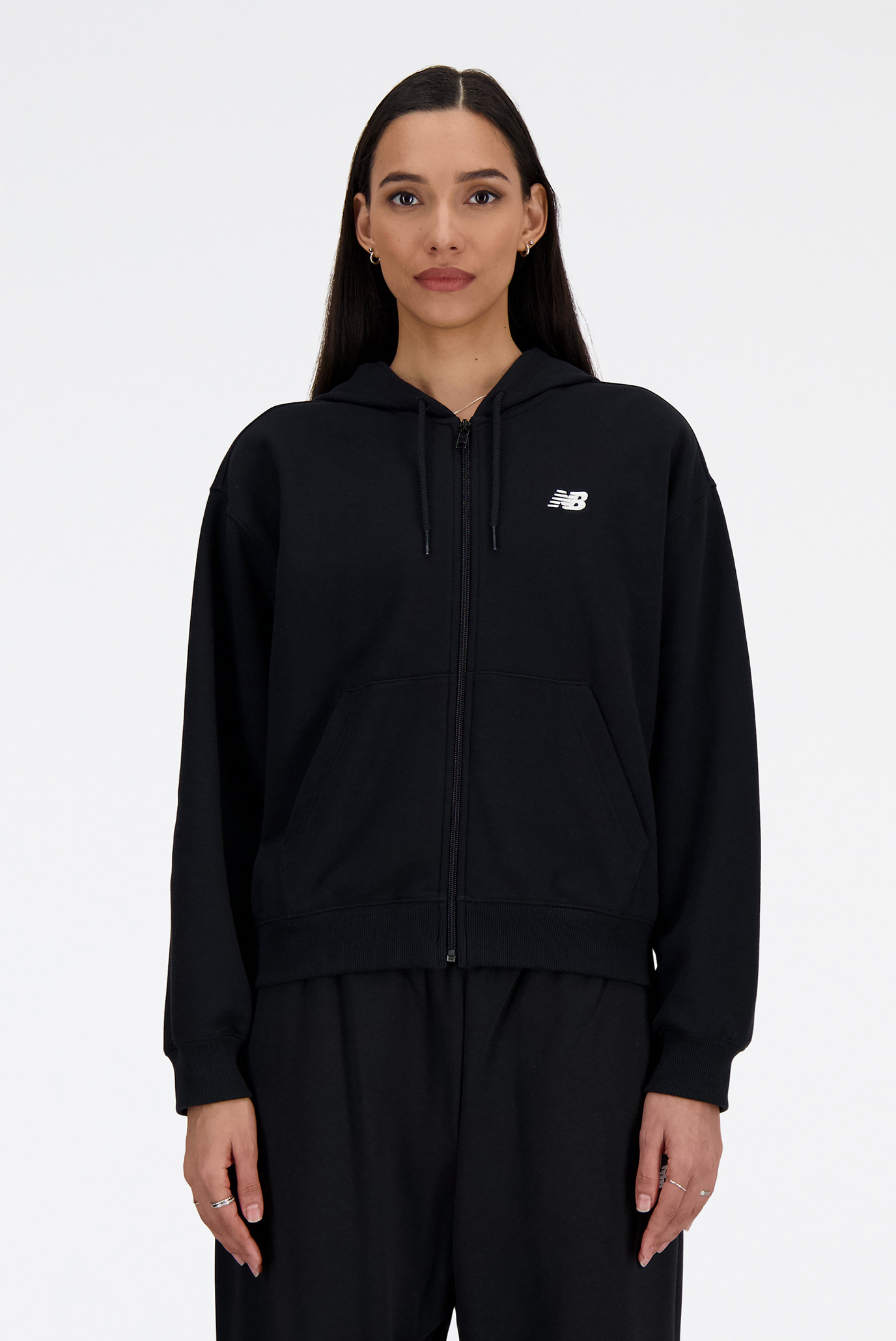 Женское черное худи Essentials Fleece FZ Черный XS New Balance WJ41502BK Женское черное худи Essentials Fleece FZ Черный XS New Balance WJ41502BK