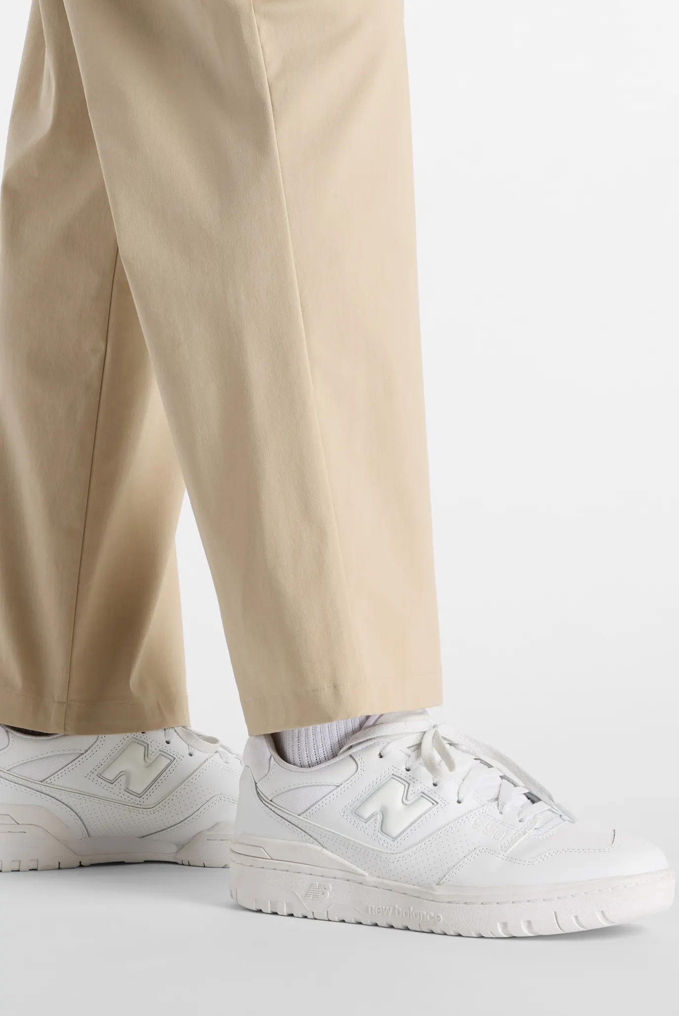 Чоловічі бежеві штани Athletics Relaxed Trouser 6