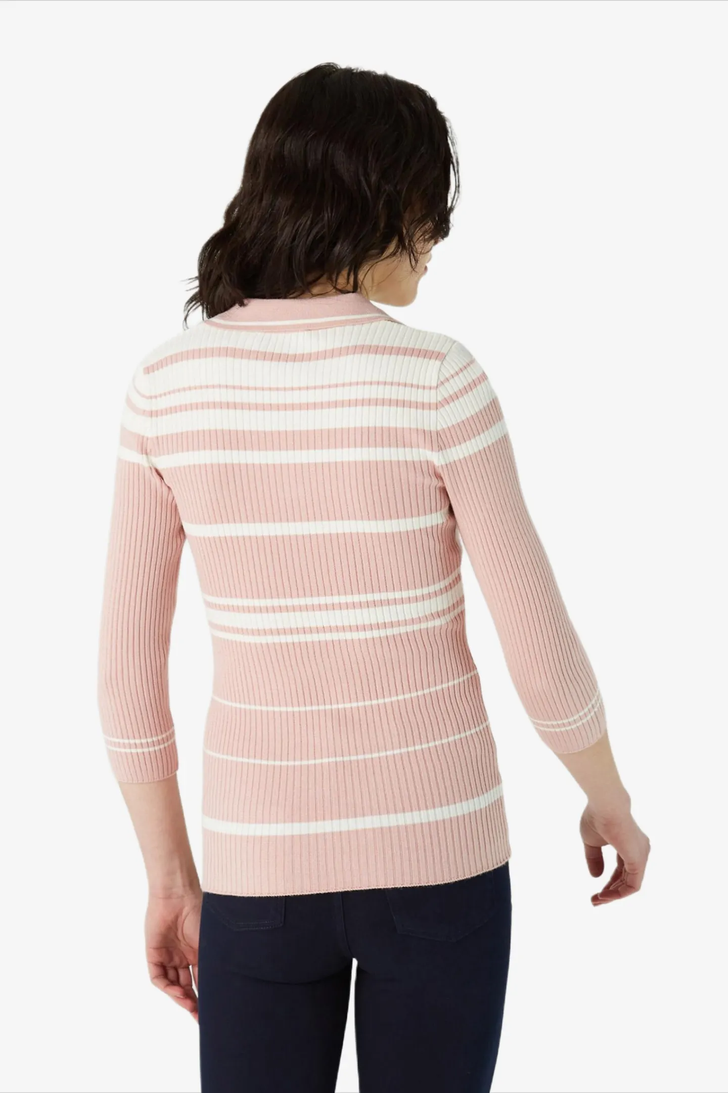 Женский розовый свитер 2