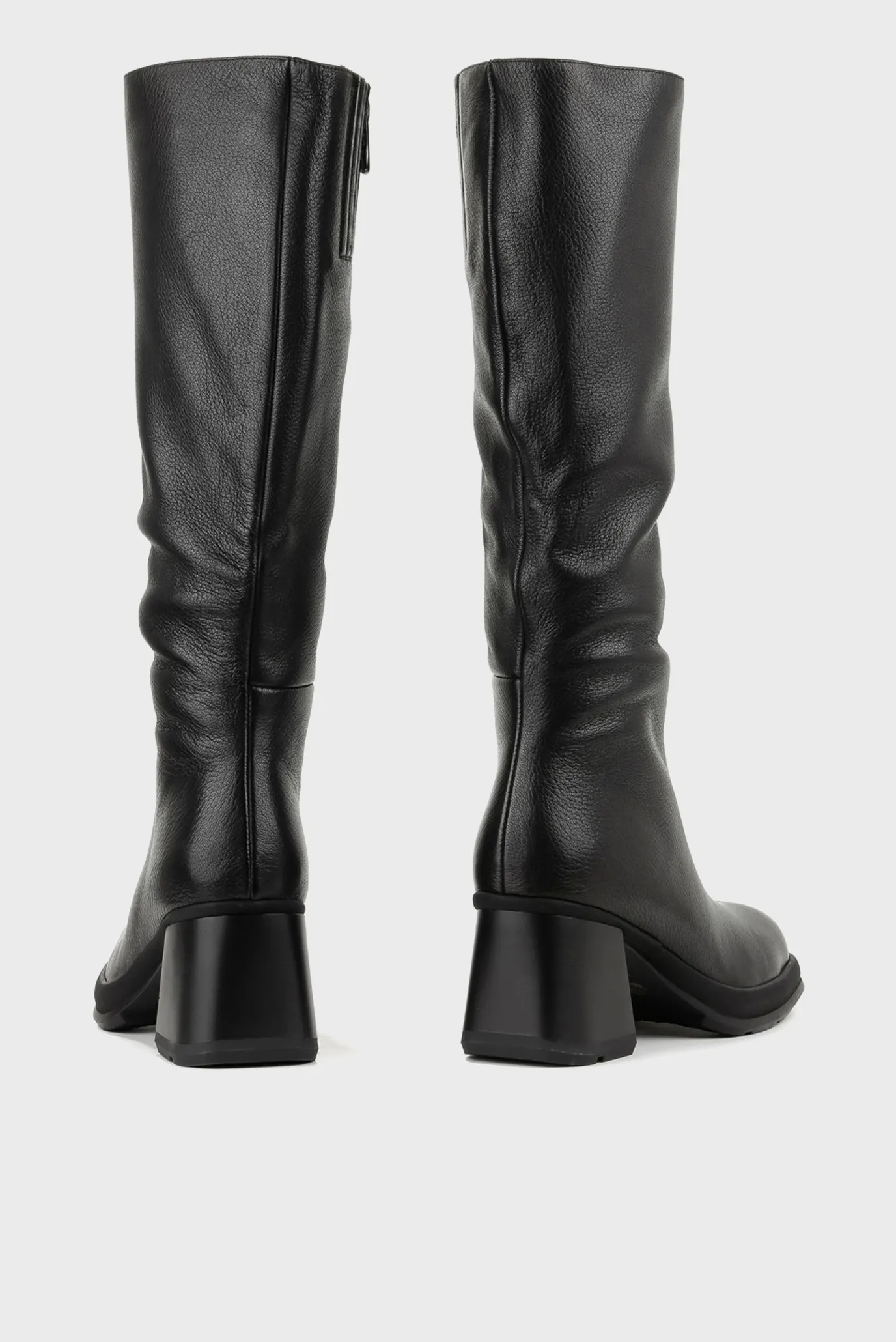 Женские чёрные кожаные сапоги 4