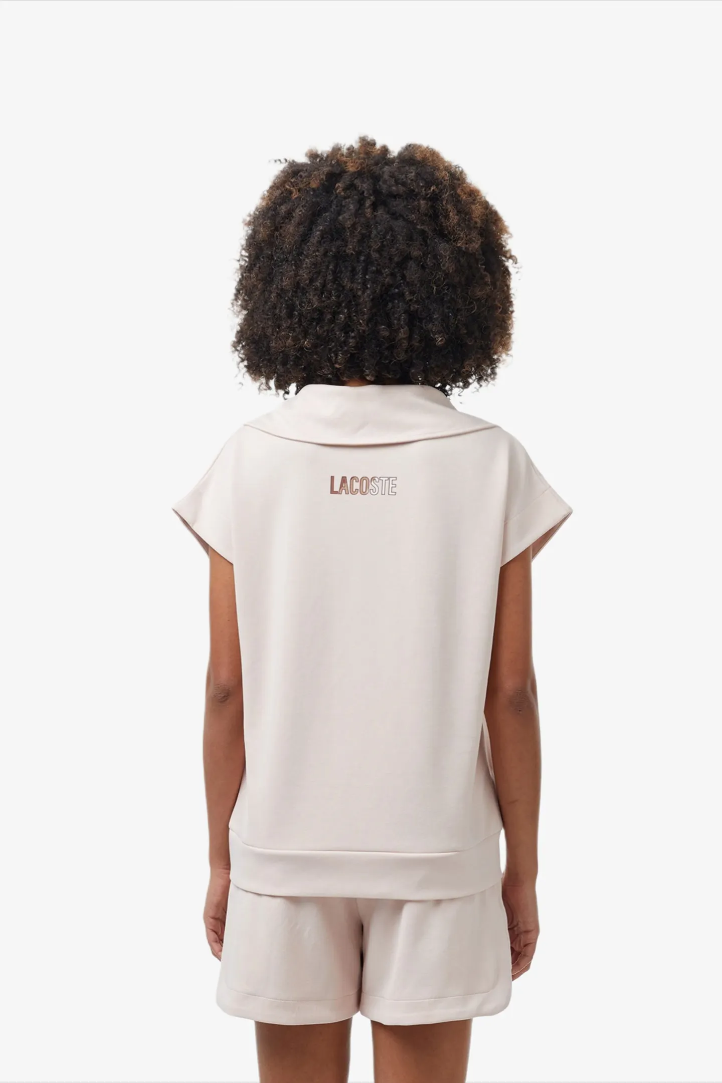 Женская розовая толстовка. 2