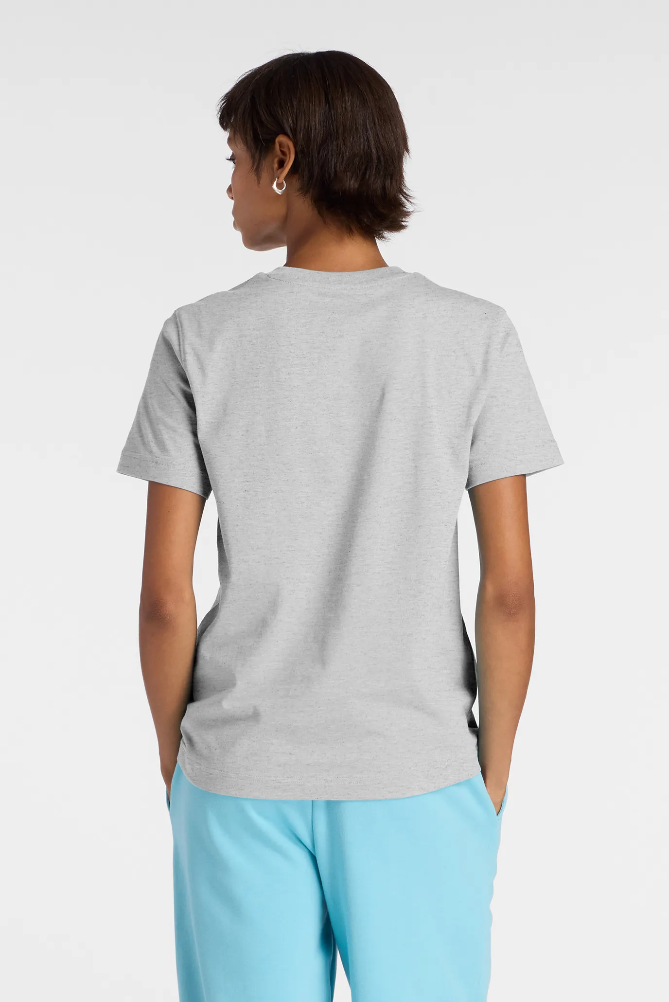 Женская серая футболка Essentials 2