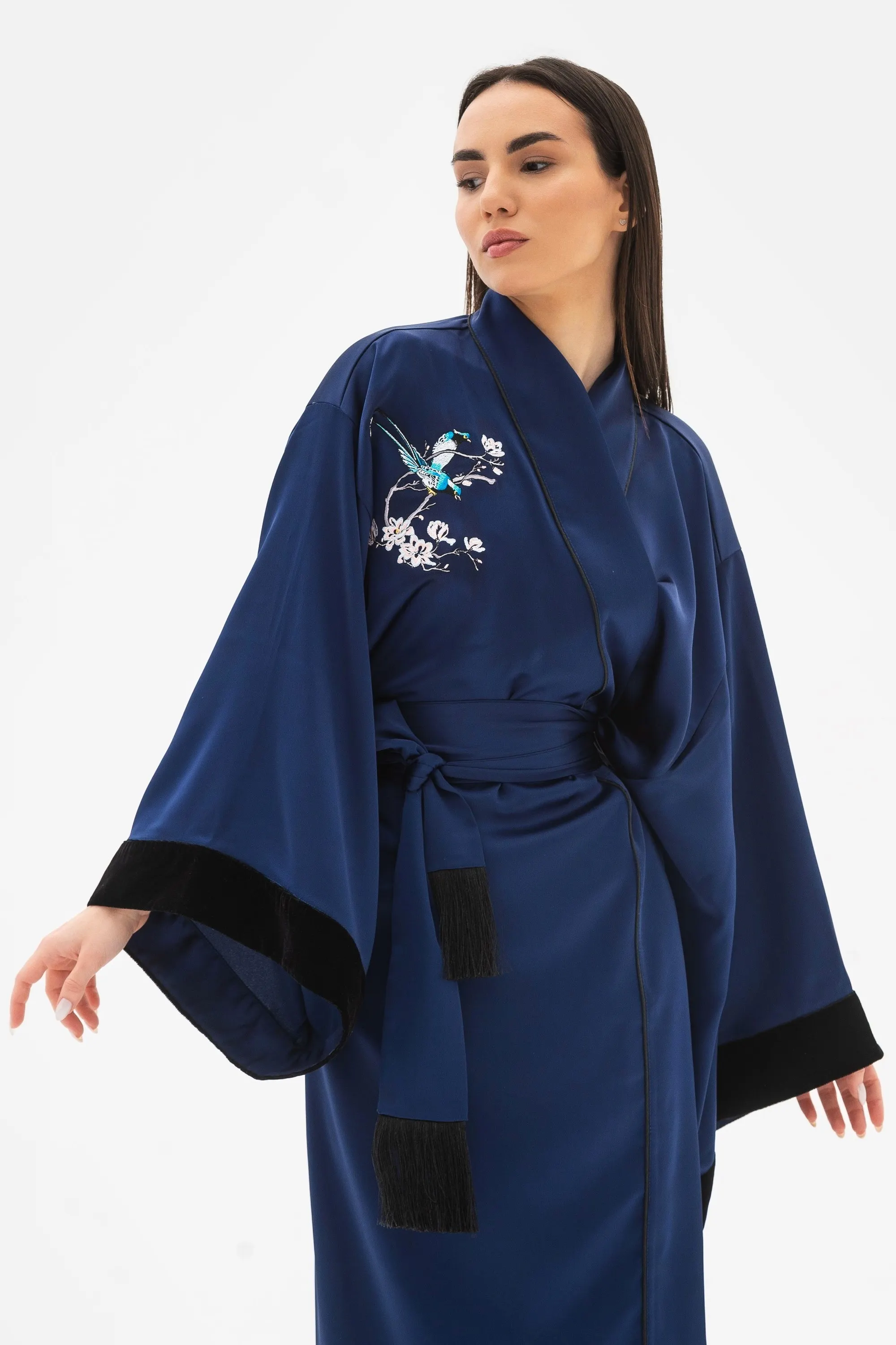 Женский синий халат с вышивкой Irris 1