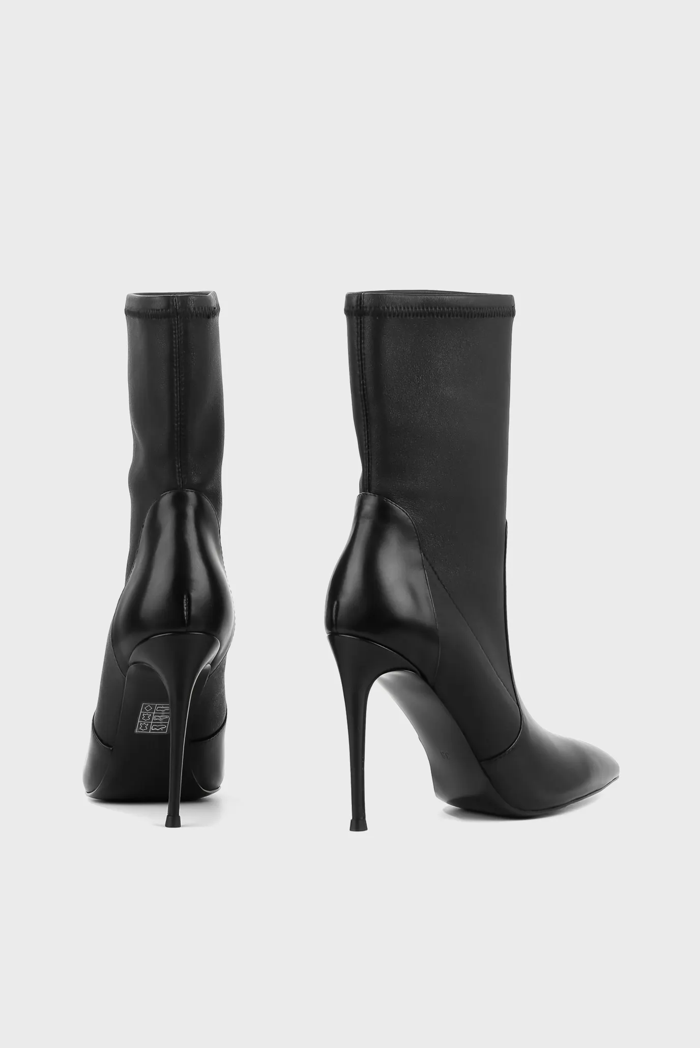 Женские черные кожаные ботинки 4