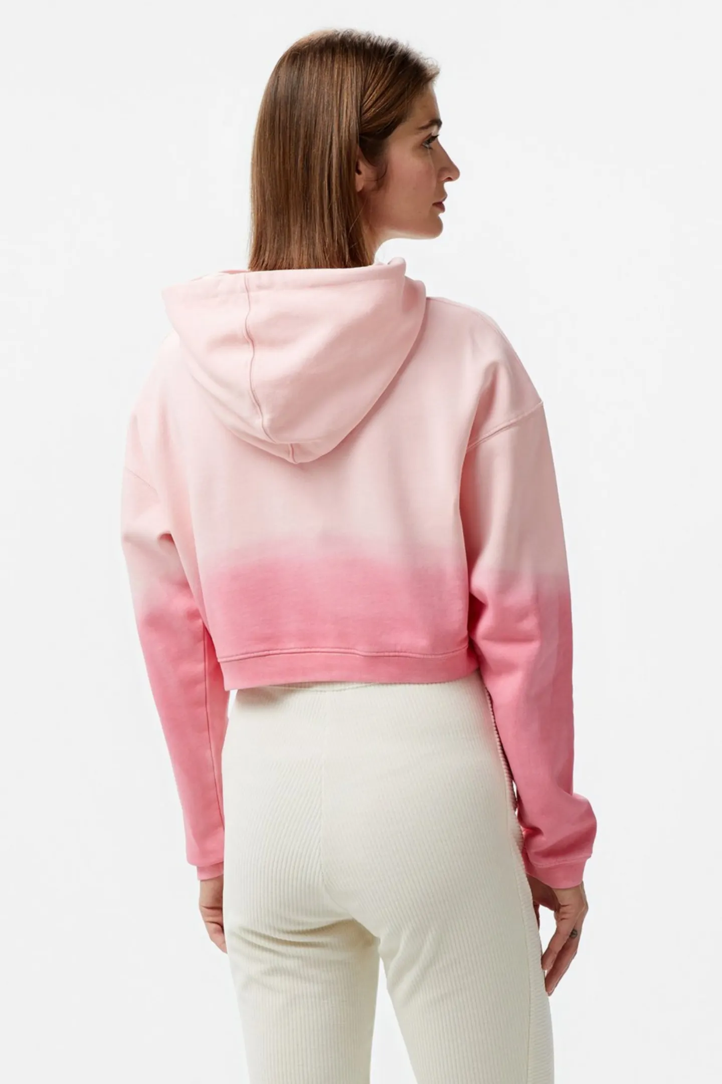 Женская розовая толстовка. 2