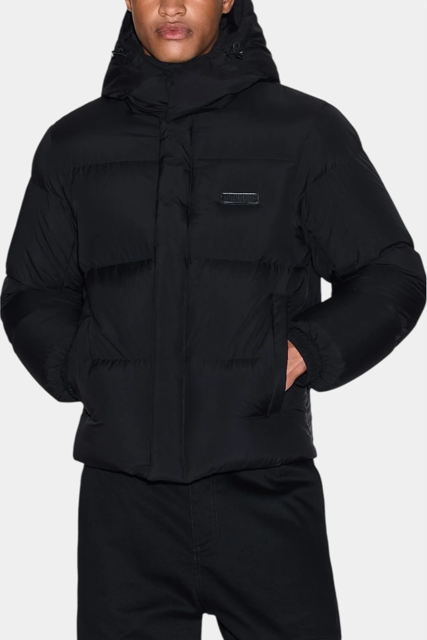 Мужской черный пуховик 2